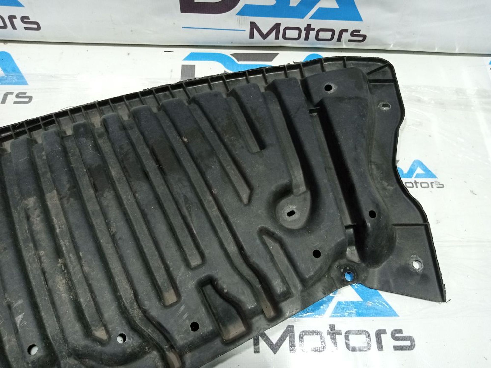https://ycs.partsauto.market/partsauto-images/thmbs/userImages/b7628e092085f1f91467af1afb6e7630/part/0d91ea8c-296e-43c2-b00e-a90dc5fc26a4_1749495013239.jpg