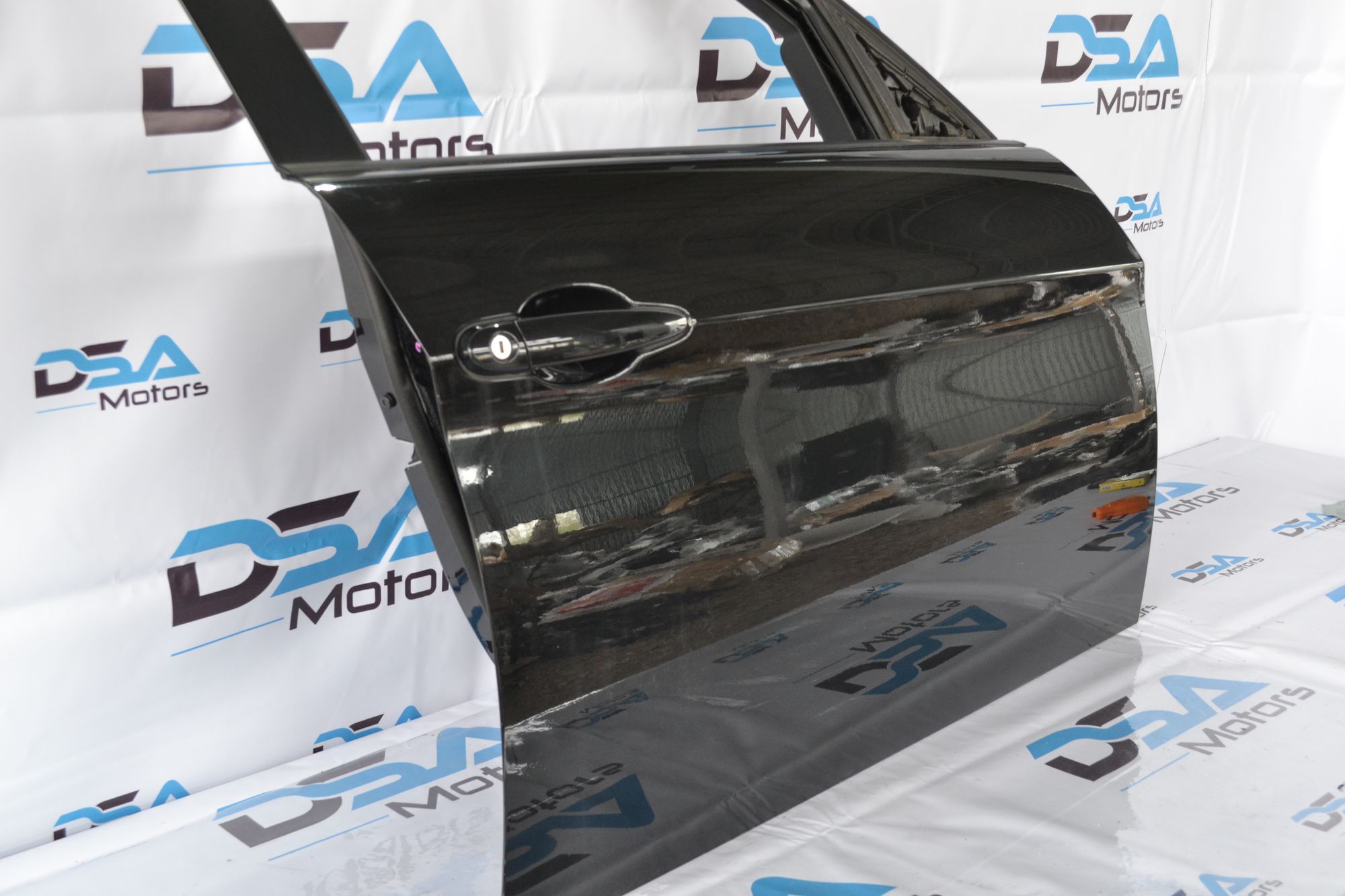 https://ycs.partsauto.market/partsauto-images/thmbs/userImages/b7628e092085f1f91467af1afb6e7630/part/0ddd00a8-e7d2-4ff2-9800-8acb92c5e1e6_1776872322305.jpg
