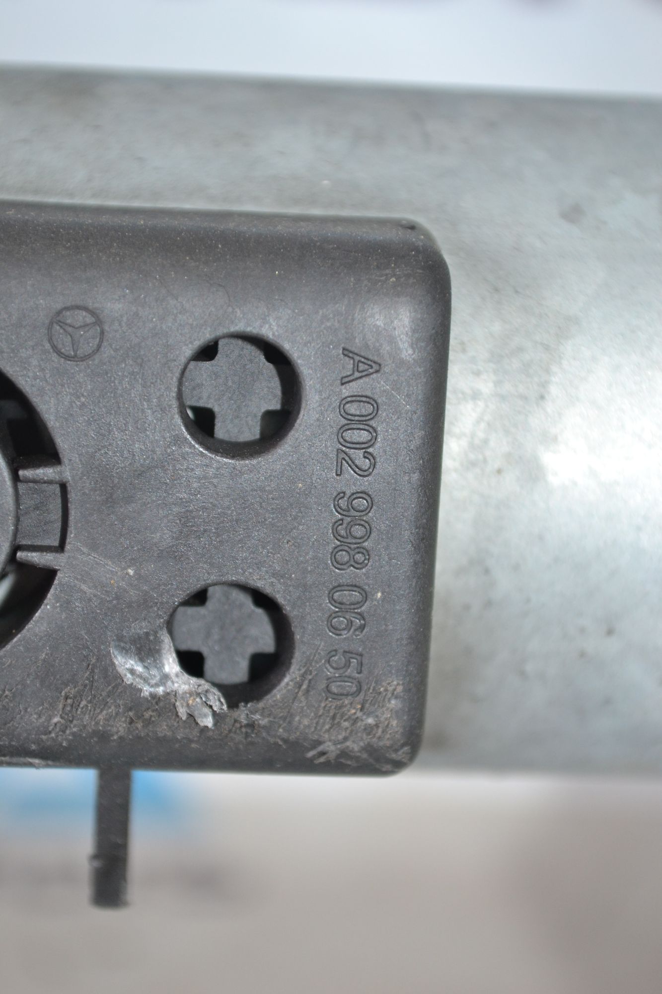 https://ycs.partsauto.market/partsauto-images/thmbs/userImages/b7628e092085f1f91467af1afb6e7630/part/0de7ebab-f727-4799-b421-50505120682c_1785734876851.jpg