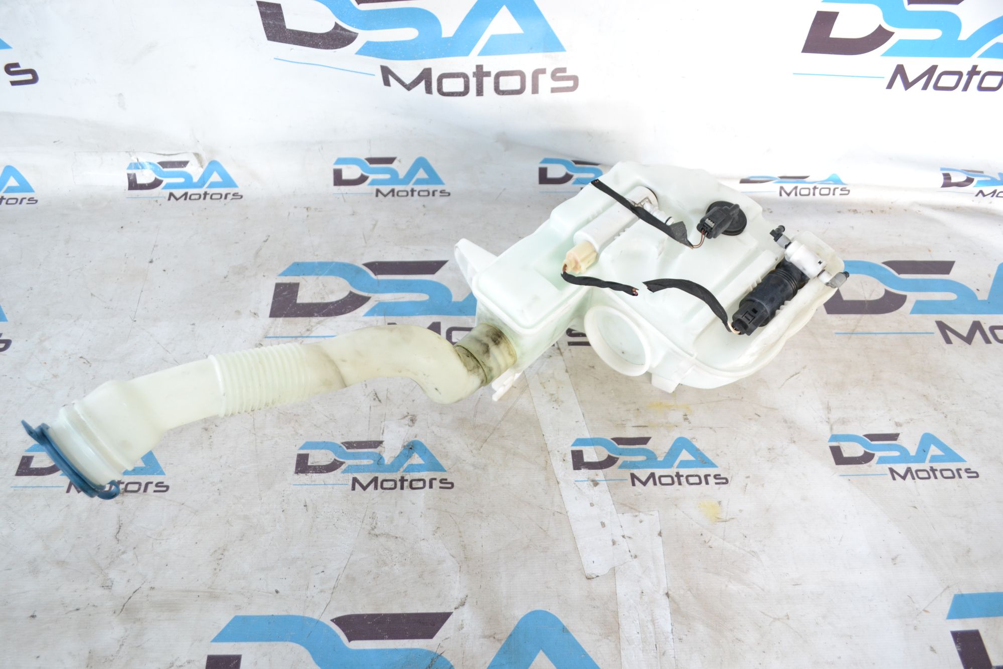 https://ycs.partsauto.market/partsauto-images/thmbs/userImages/b7628e092085f1f91467af1afb6e7630/part/0e3f33ee-5217-4f89-8b3f-5fdb0872ddbe_1785228503157.jpg