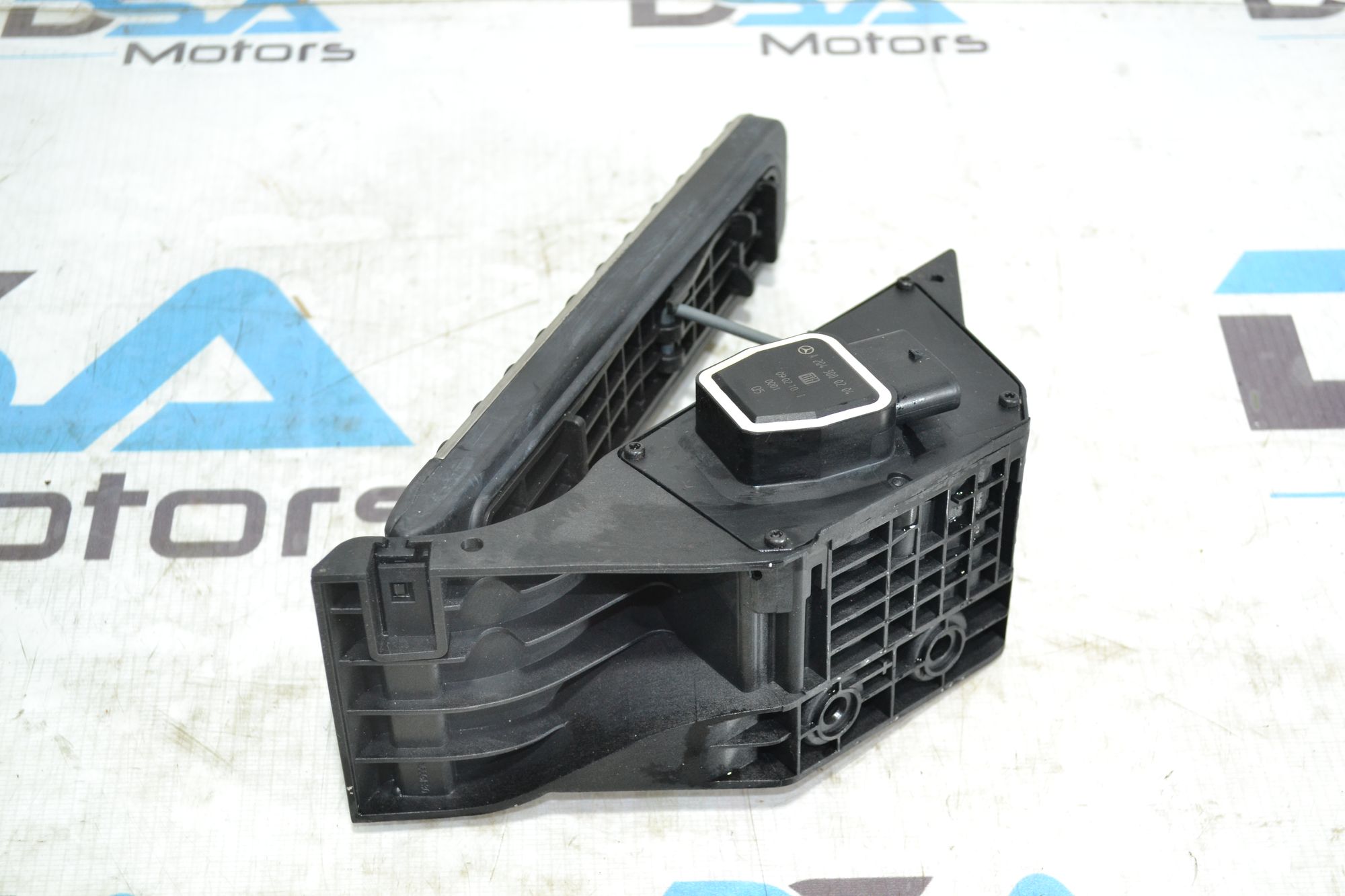 https://ycs.partsauto.market/partsauto-images/thmbs/userImages/b7628e092085f1f91467af1afb6e7630/part/0e449ef2-7dc5-43c3-a311-baa821745c89_1785309864128.jpg