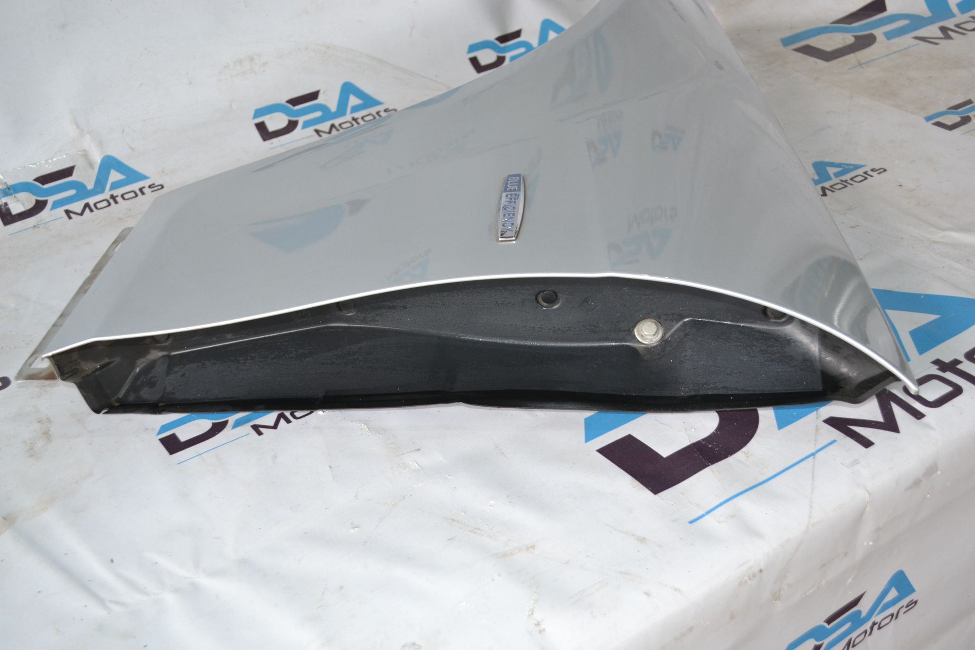 https://ycs.partsauto.market/partsauto-images/thmbs/userImages/b7628e092085f1f91467af1afb6e7630/part/0e57b7a9-0974-4758-ba4f-d9d57c222a74_1784111680405.jpg