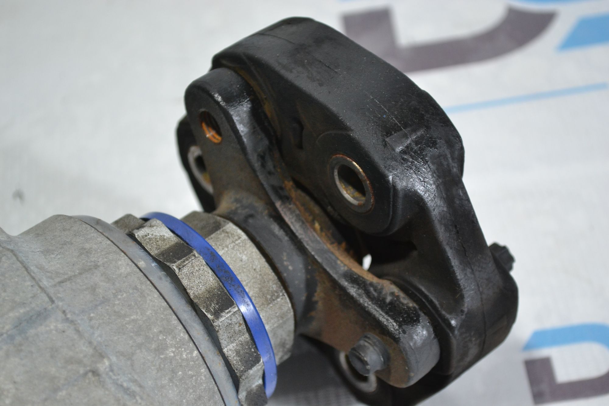https://ycs.partsauto.market/partsauto-images/thmbs/userImages/b7628e092085f1f91467af1afb6e7630/part/0e762a0e-784c-45c2-b4d1-e5e23b117256_1787226558622.jpg