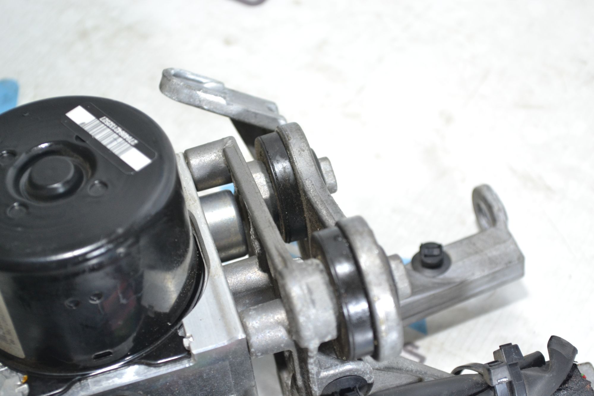 https://ycs.partsauto.market/partsauto-images/thmbs/userImages/b7628e092085f1f91467af1afb6e7630/part/0eb3dff3-9136-46cc-b156-d63880f0af8a_1780552911928.jpg