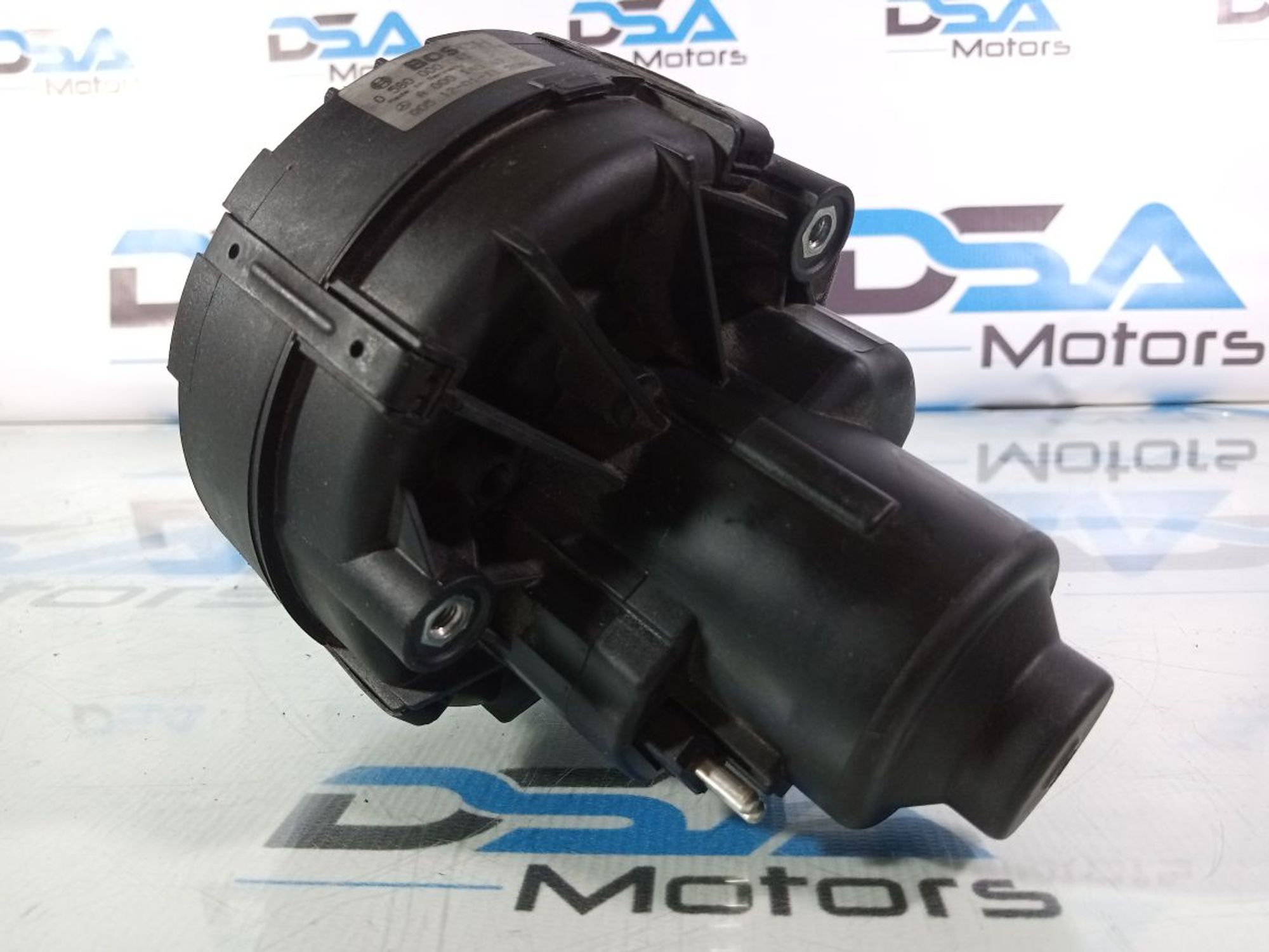 https://ycs.partsauto.market/partsauto-images/thmbs/userImages/b7628e092085f1f91467af1afb6e7630/part/0f307015-359b-4c9c-a69b-3d61bc07b857_1740218361072.jpg