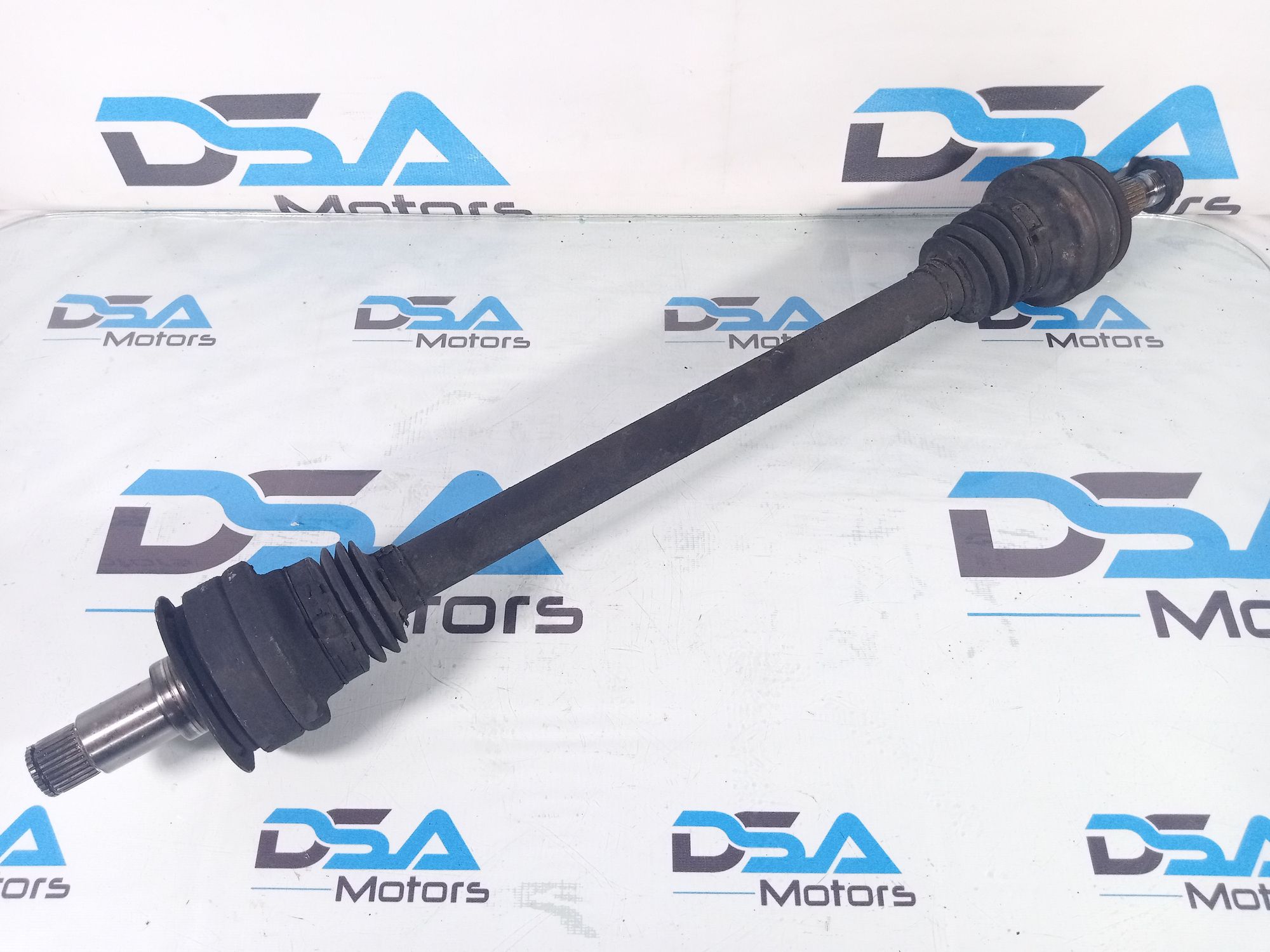 https://ycs.partsauto.market/partsauto-images/thmbs/userImages/b7628e092085f1f91467af1afb6e7630/part/0f5f92c0-2b9d-4a72-8c47-5f5371077fe2_1720084142390.jpg