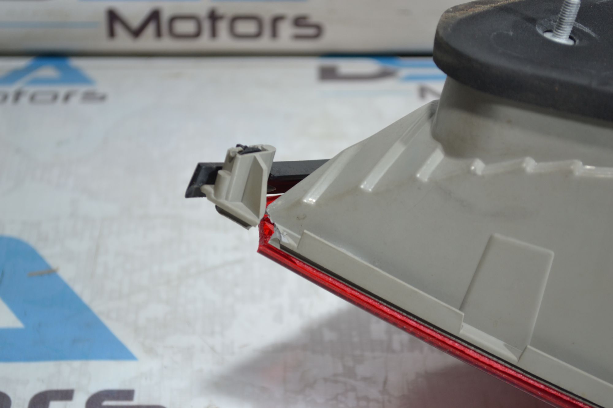 https://ycs.partsauto.market/partsauto-images/thmbs/userImages/b7628e092085f1f91467af1afb6e7630/part/0f91d909-d9be-4d63-9d9f-108c90253722_1779169000627.jpg