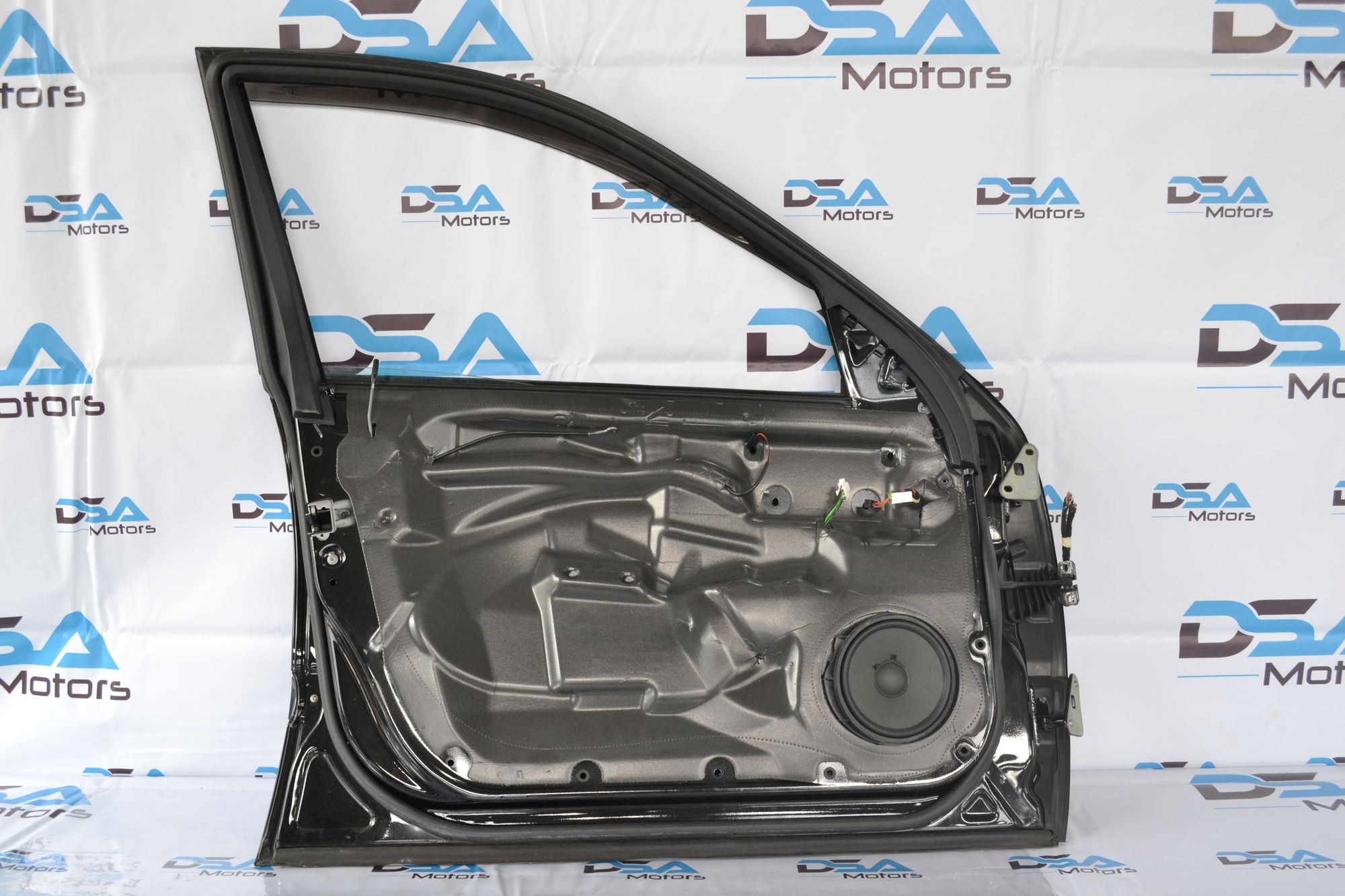 https://ycs.partsauto.market/partsauto-images/thmbs/userImages/b7628e092085f1f91467af1afb6e7630/part/0f94fb27-f2d3-492f-bcbd-3f321a84fb81_1776866736221.jpg