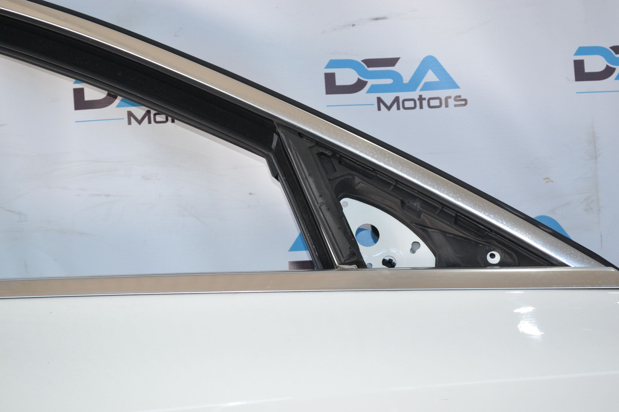 https://ycs.partsauto.market/partsauto-images/thmbs/userImages/b7628e092085f1f91467af1afb6e7630/part/0fe80c86-f7a5-4530-865b-e47b1aa6609f_1782905133384.jpg