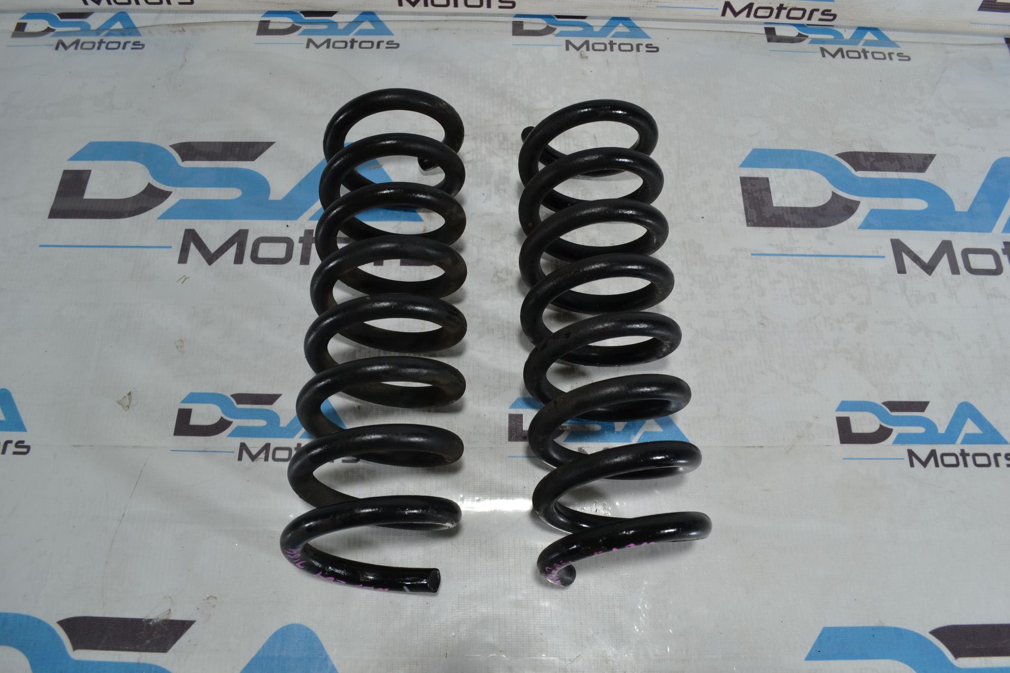 https://ycs.partsauto.market/partsauto-images/thmbs/userImages/b7628e092085f1f91467af1afb6e7630/part/1019d48f-df30-41d1-ac61-cf280eb2a02a_1779176816631.jpg