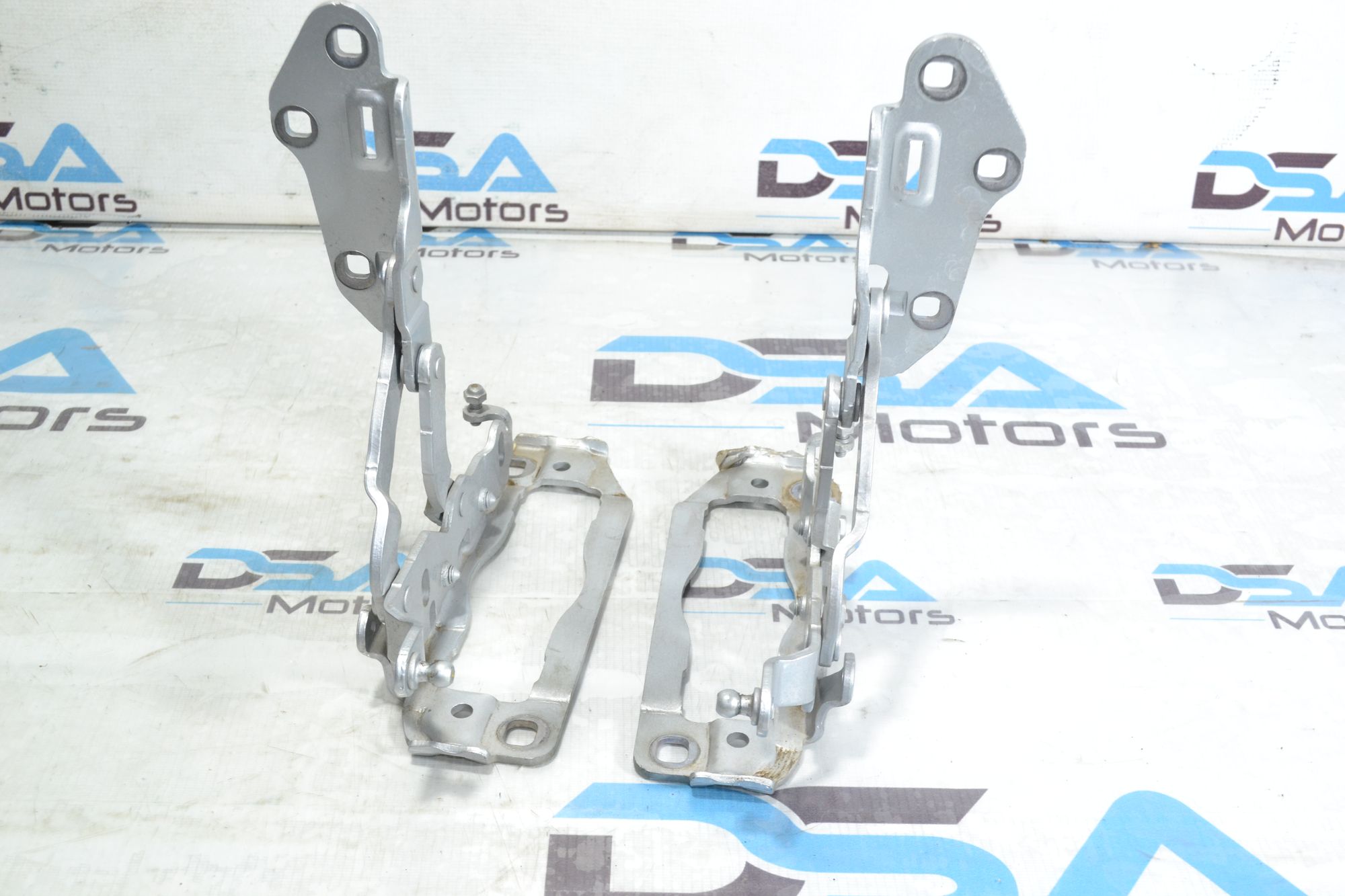 https://ycs.partsauto.market/partsauto-images/thmbs/userImages/b7628e092085f1f91467af1afb6e7630/part/10747bee-39b4-487f-852e-1a7bc3782eda_1780399140201.jpg
