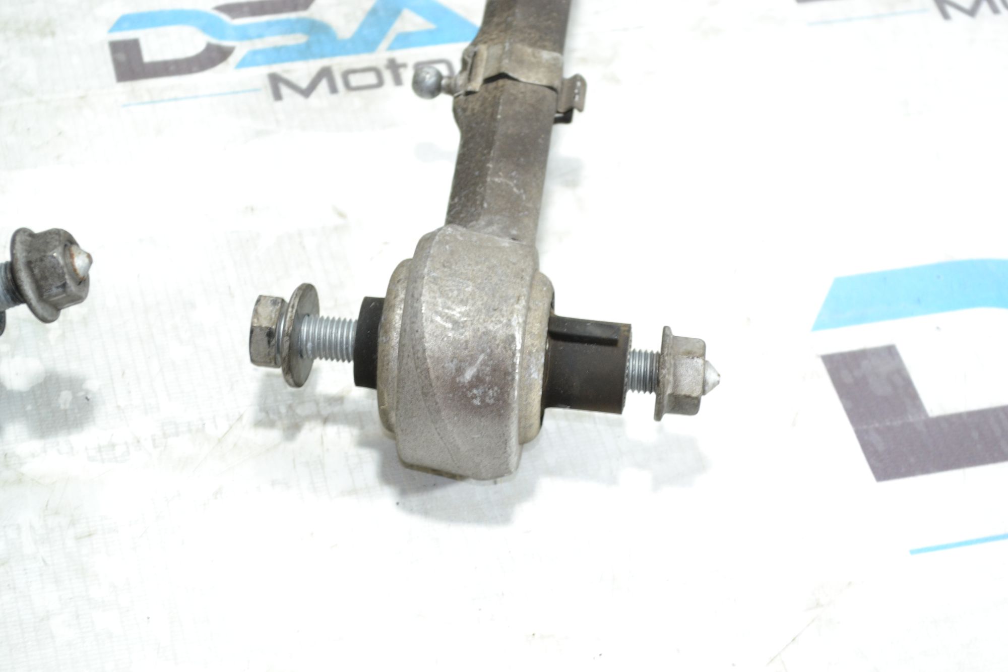 https://ycs.partsauto.market/partsauto-images/thmbs/userImages/b7628e092085f1f91467af1afb6e7630/part/108201ac-f06d-4c1a-9da8-280330105aa2_1781011190487.jpg