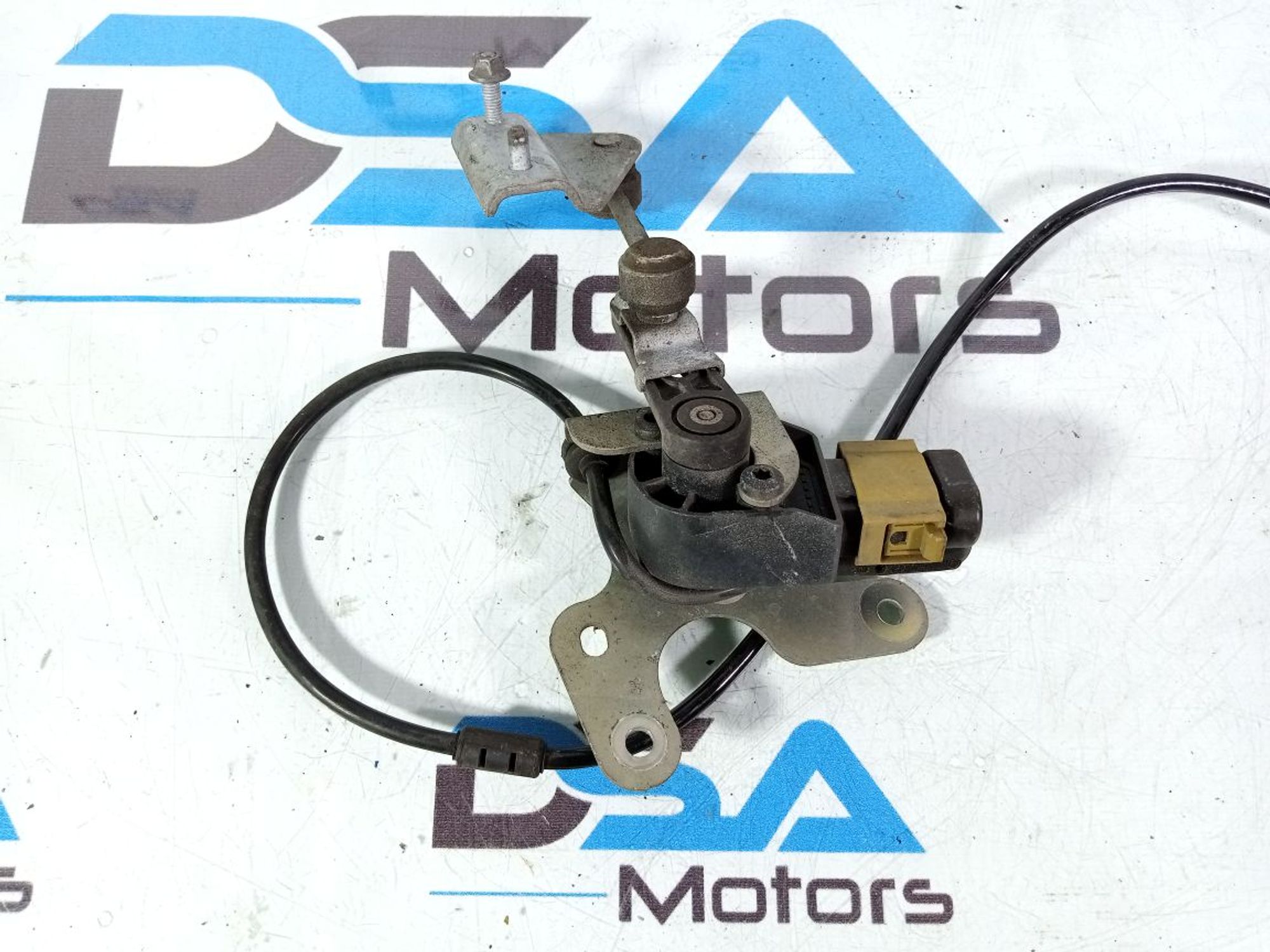 https://ycs.partsauto.market/partsauto-images/thmbs/userImages/b7628e092085f1f91467af1afb6e7630/part/110d2569-58c8-4adf-9d86-224710b68a7d_1737191033153.jpg