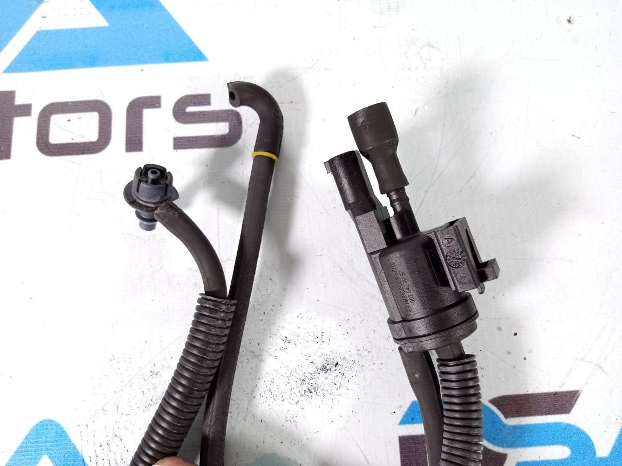 https://ycs.partsauto.market/partsauto-images/thmbs/userImages/b7628e092085f1f91467af1afb6e7630/part/1194a4cc-1965-45fd-84fe-986db8b73469_1720793318196.jpg