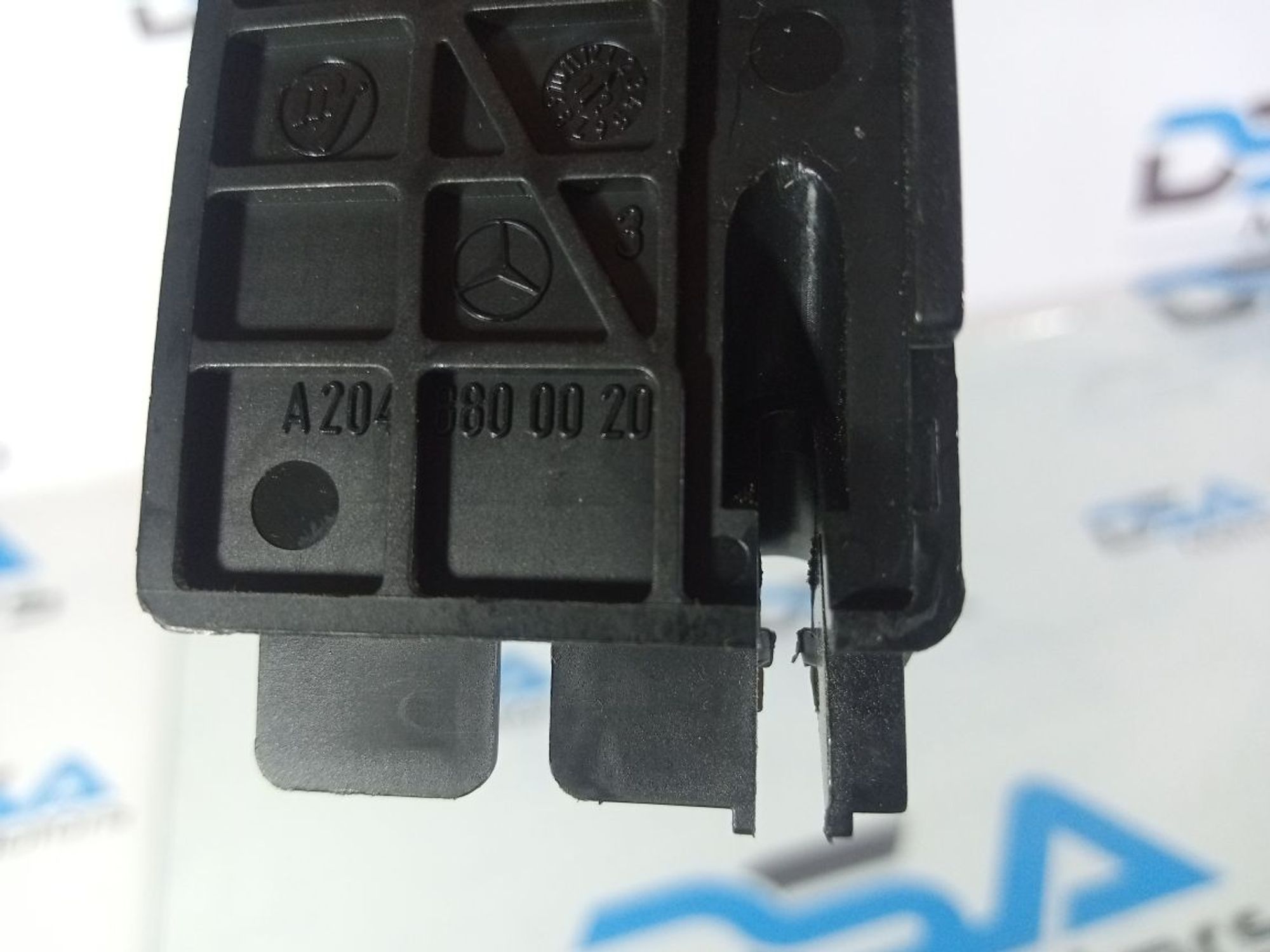 https://ycs.partsauto.market/partsauto-images/thmbs/userImages/b7628e092085f1f91467af1afb6e7630/part/11a84dbf-fcbc-43ac-a0e9-b3244e544f04_1740581141690.jpg