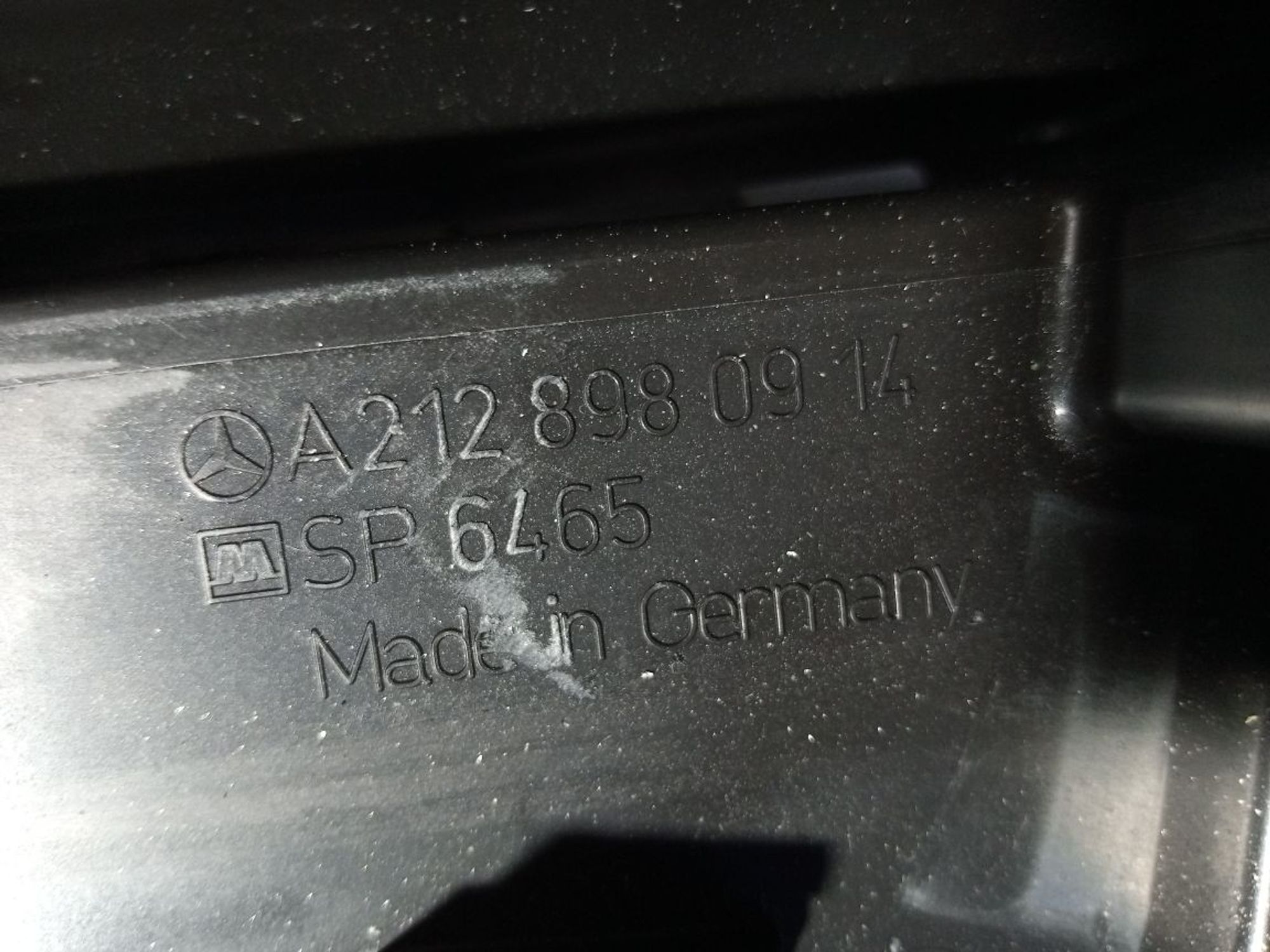 https://ycs.partsauto.market/partsauto-images/thmbs/userImages/b7628e092085f1f91467af1afb6e7630/part/11e9caf4-218e-4953-842b-e722f147faa3_1744899037635.jpg
