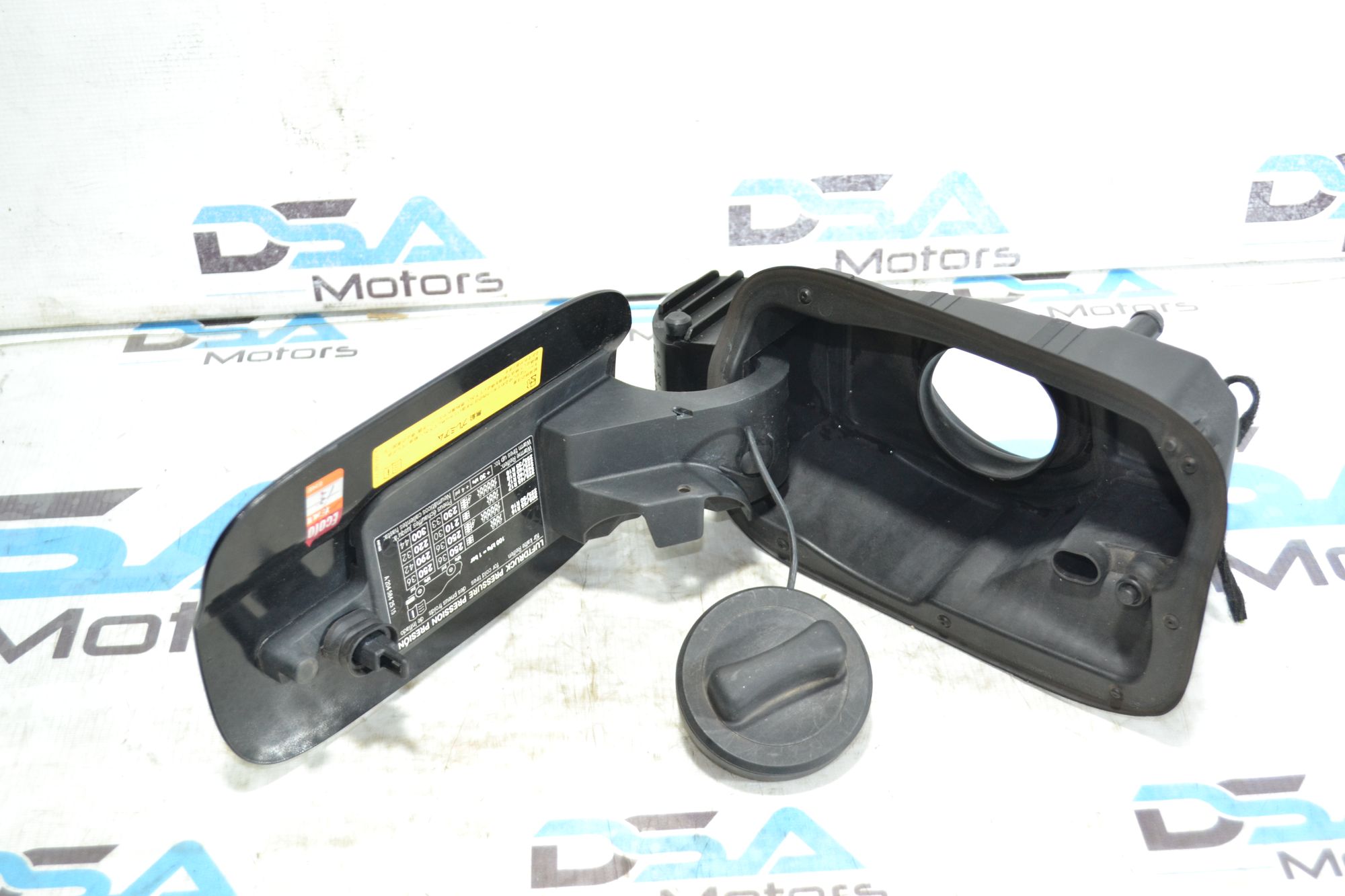 https://ycs.partsauto.market/partsauto-images/thmbs/userImages/b7628e092085f1f91467af1afb6e7630/part/11ffac50-b10e-42c8-9b06-252f3210545c_1784970204380.jpg