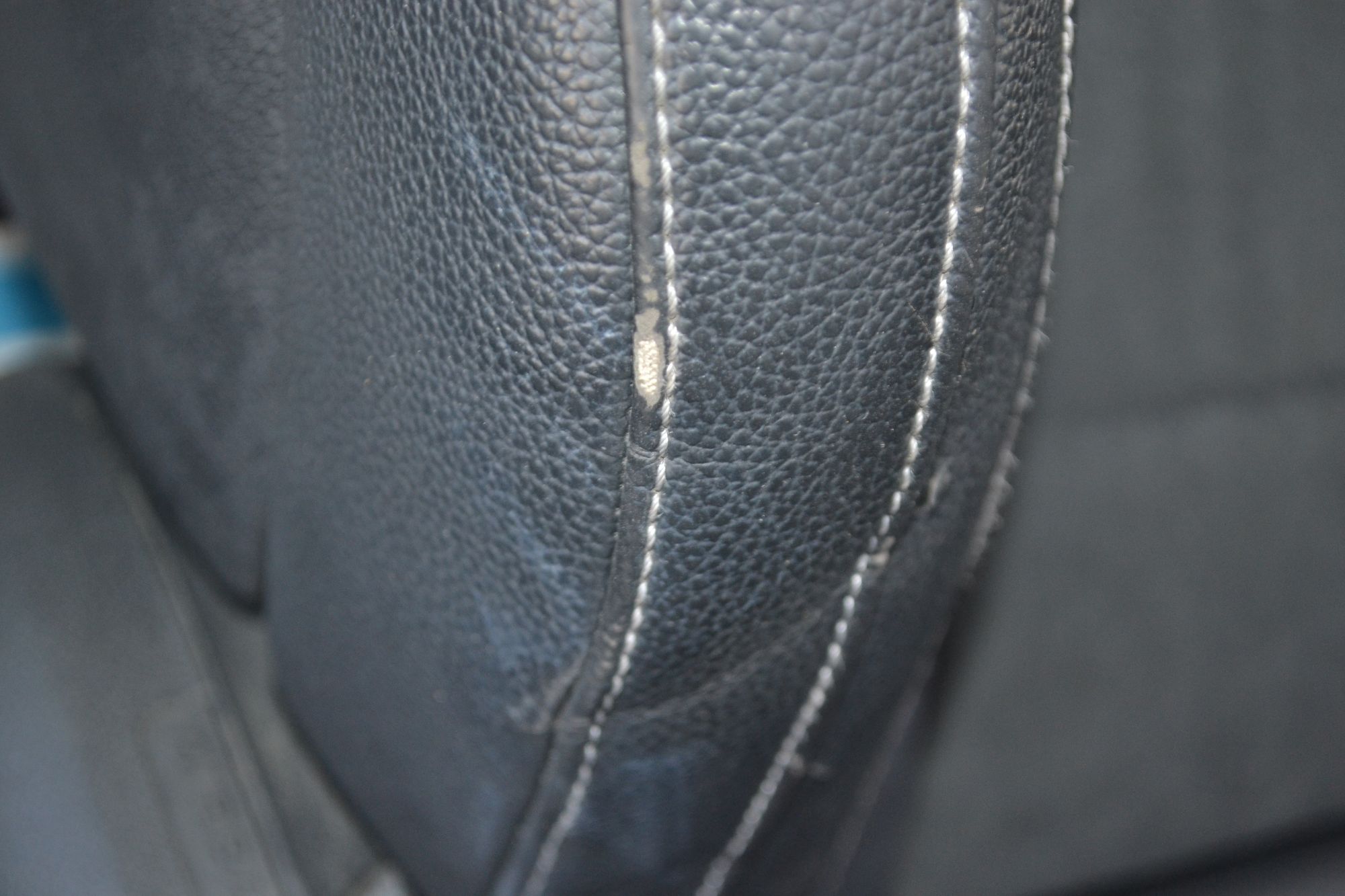 https://ycs.partsauto.market/partsauto-images/thmbs/userImages/b7628e092085f1f91467af1afb6e7630/part/1248339e-48fd-4e12-a544-b85b940e5c10_1783945891772.jpg
