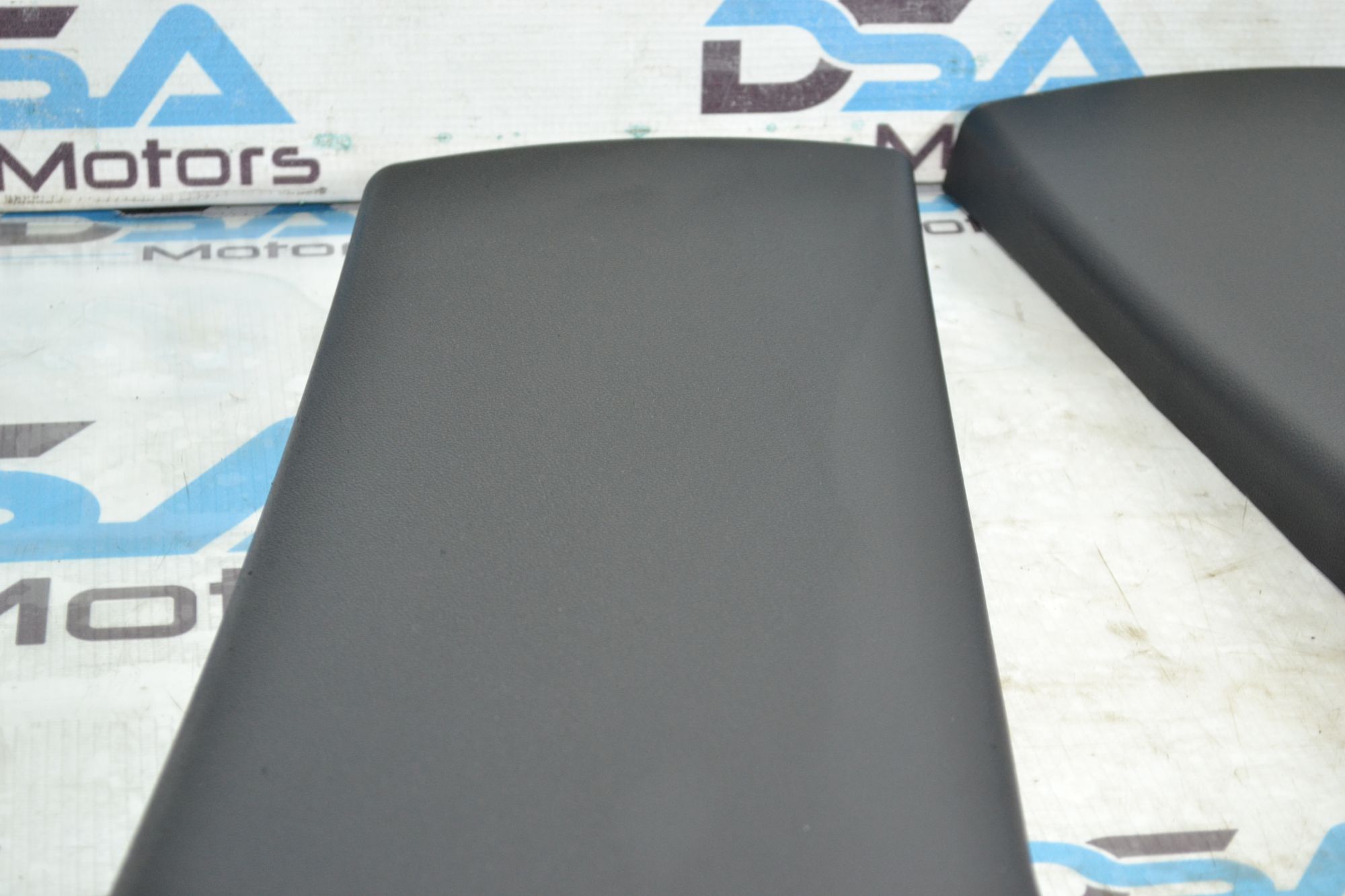 https://ycs.partsauto.market/partsauto-images/thmbs/userImages/b7628e092085f1f91467af1afb6e7630/part/1292ed52-573b-4d56-b348-0d1bc4cf109f_1781271664900.jpg