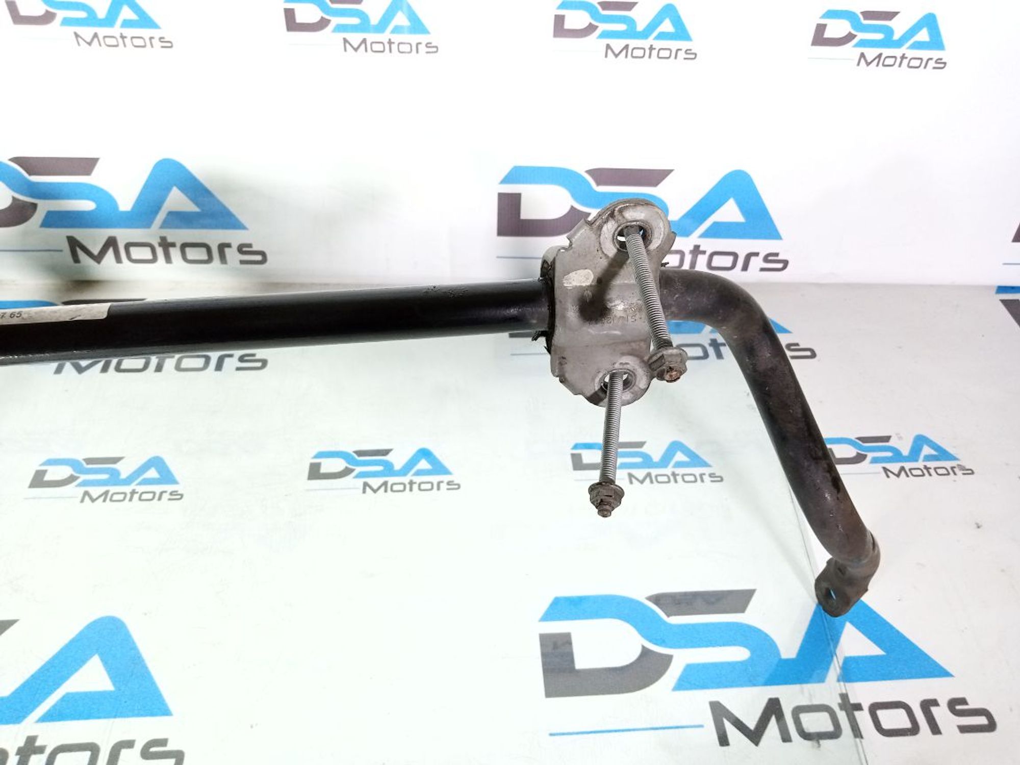 https://ycs.partsauto.market/partsauto-images/thmbs/userImages/b7628e092085f1f91467af1afb6e7630/part/133048f5-3edd-4b00-8592-e108d0492b31_1747335766196.jpg
