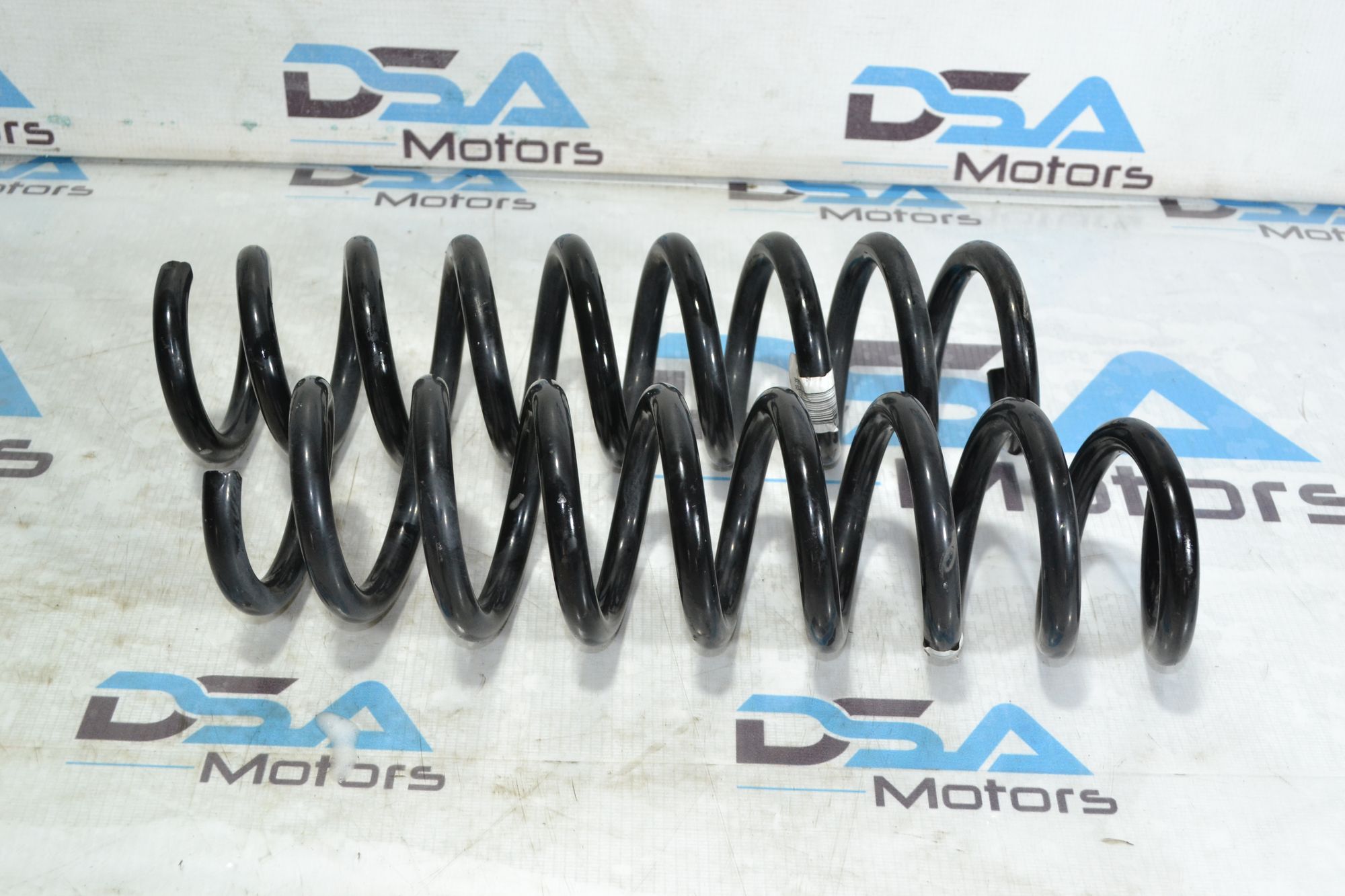 https://ycs.partsauto.market/partsauto-images/thmbs/userImages/b7628e092085f1f91467af1afb6e7630/part/137c2ac6-8c65-4d82-8b18-65a36c5c2db0_1781517582614.jpg