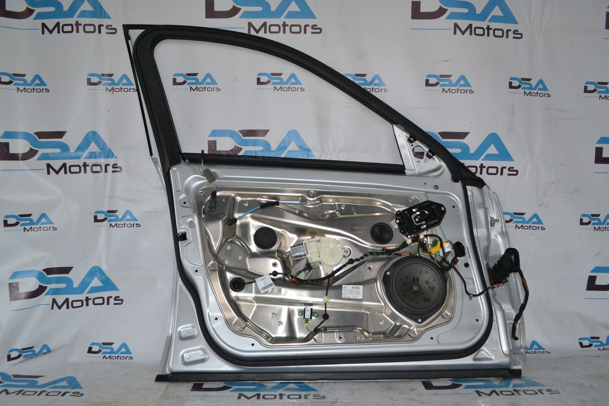 https://ycs.partsauto.market/partsauto-images/thmbs/userImages/b7628e092085f1f91467af1afb6e7630/part/13dd554f-8e59-431a-b827-c13224035a8c_1782900454282.jpg