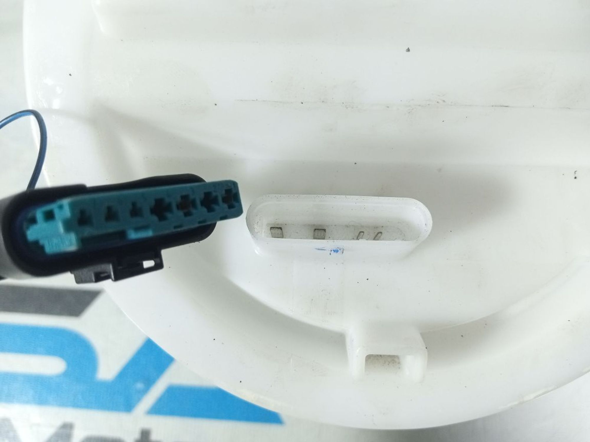 https://ycs.partsauto.market/partsauto-images/thmbs/userImages/b7628e092085f1f91467af1afb6e7630/part/14100a9d-9eb6-460b-8948-9c437ac96285_1743088096173.jpg