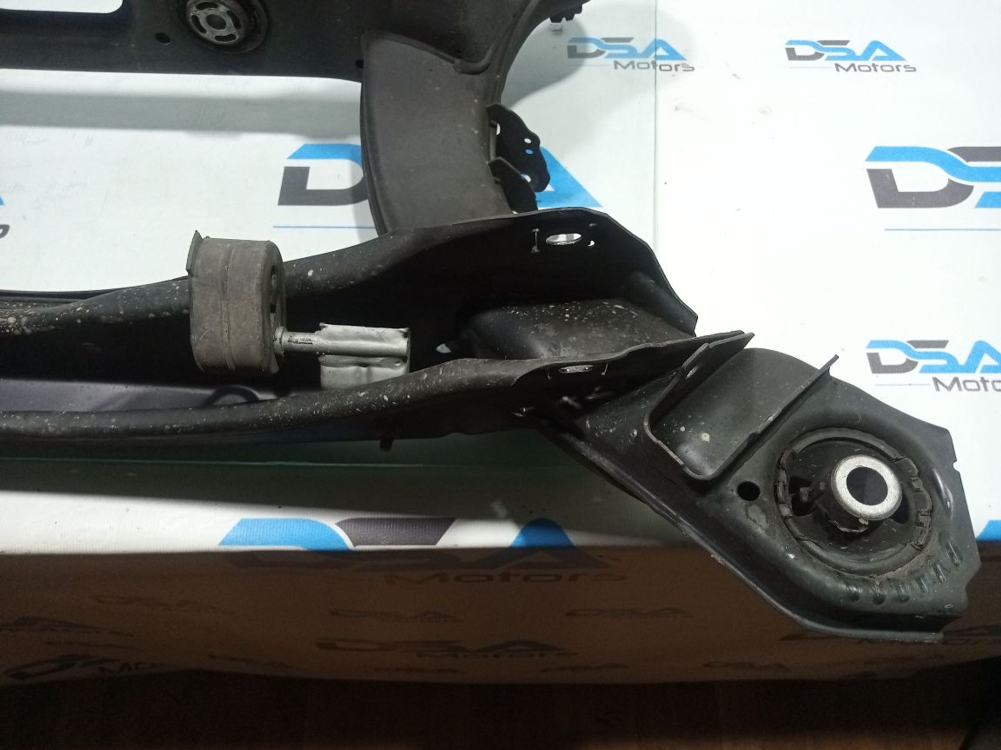 https://ycs.partsauto.market/partsauto-images/thmbs/userImages/b7628e092085f1f91467af1afb6e7630/part/141041a1-6072-431a-b7cb-3e712b4539ae_1747897340048.jpg