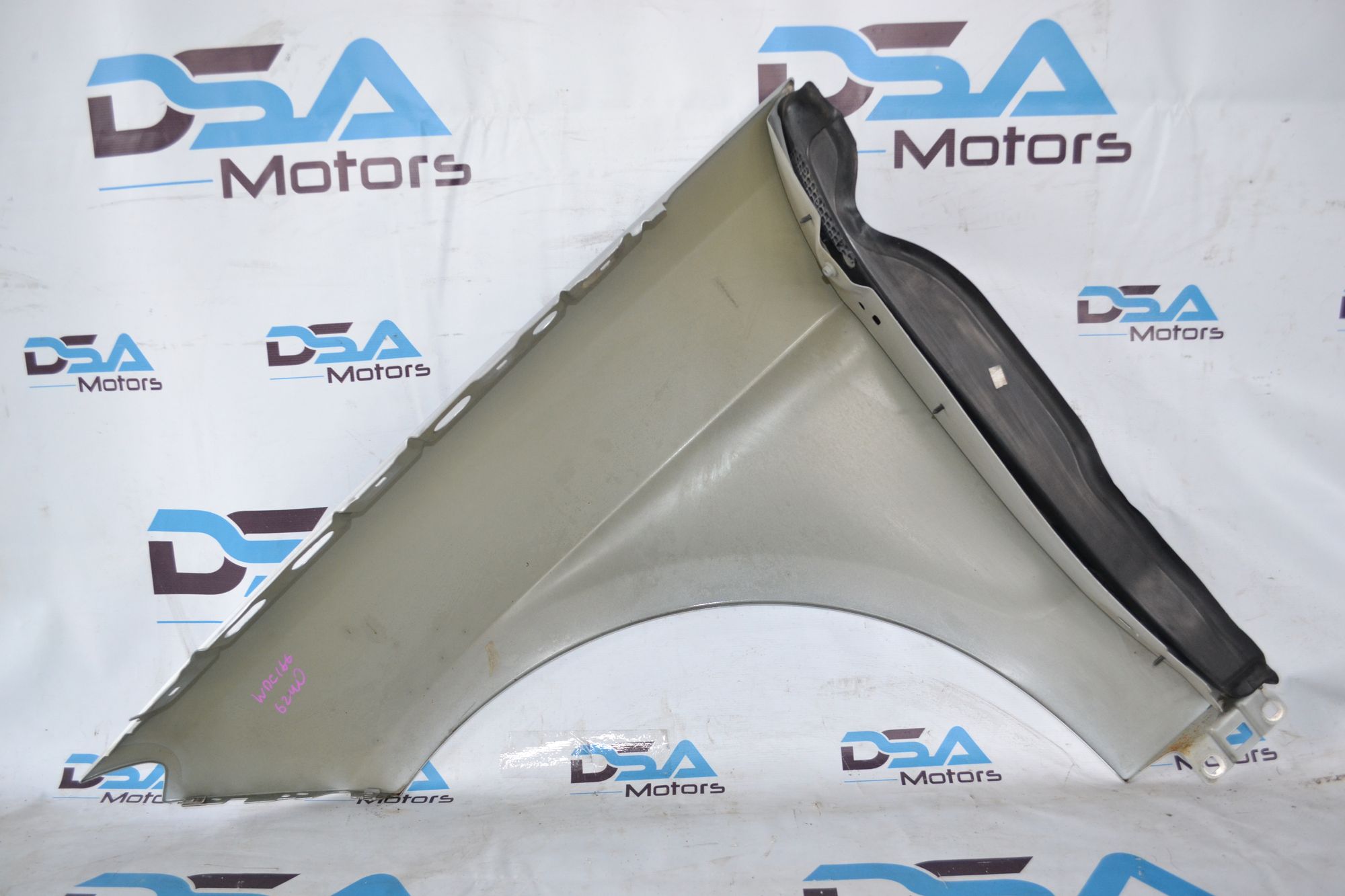 https://ycs.partsauto.market/partsauto-images/thmbs/userImages/b7628e092085f1f91467af1afb6e7630/part/141d83cf-5fde-4992-a768-a4ec823c4cbe_1784111185202.jpg