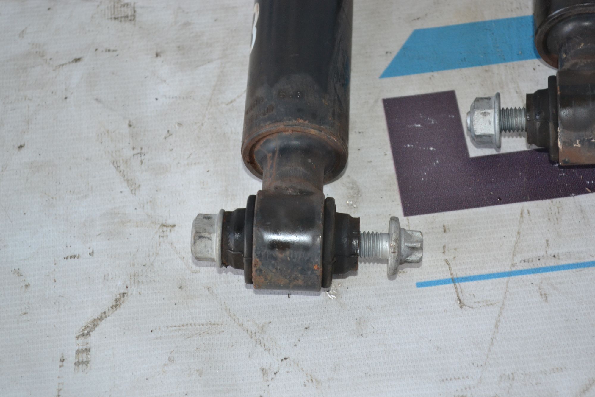https://ycs.partsauto.market/partsauto-images/thmbs/userImages/b7628e092085f1f91467af1afb6e7630/part/14ac0512-28cb-438d-a1c6-3fb2fdbfb61d_1785149032337.jpg