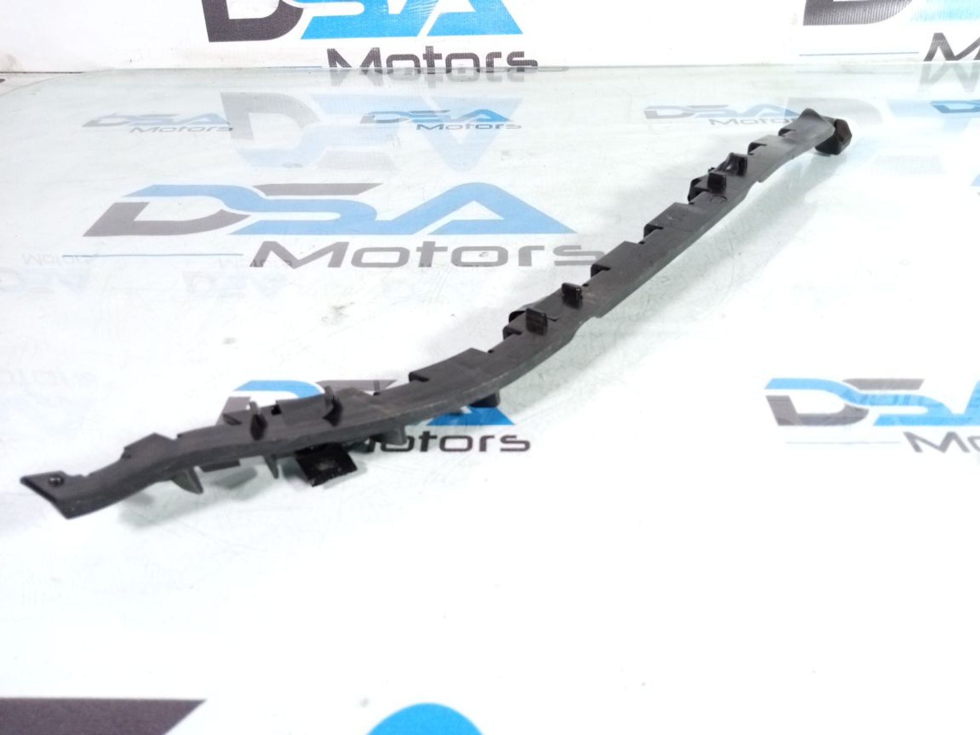 https://ycs.partsauto.market/partsauto-images/thmbs/userImages/b7628e092085f1f91467af1afb6e7630/part/152c4f67-426f-4cff-993b-623d6e3c56ef_1736761466736.jpg