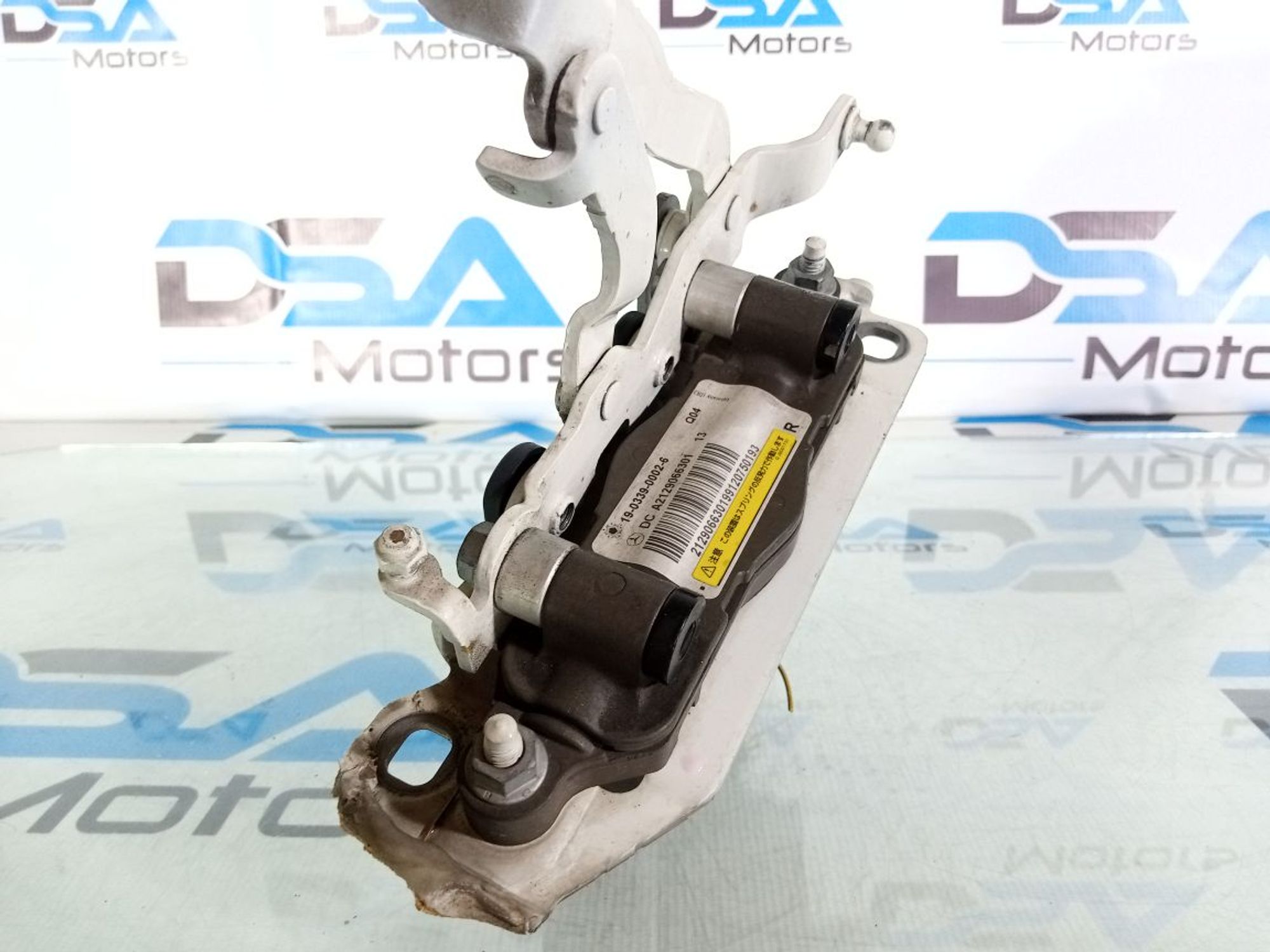 https://ycs.partsauto.market/partsauto-images/thmbs/userImages/b7628e092085f1f91467af1afb6e7630/part/156af3af-4e76-4c27-8bf2-96e470fd2461_1740487938284.jpg