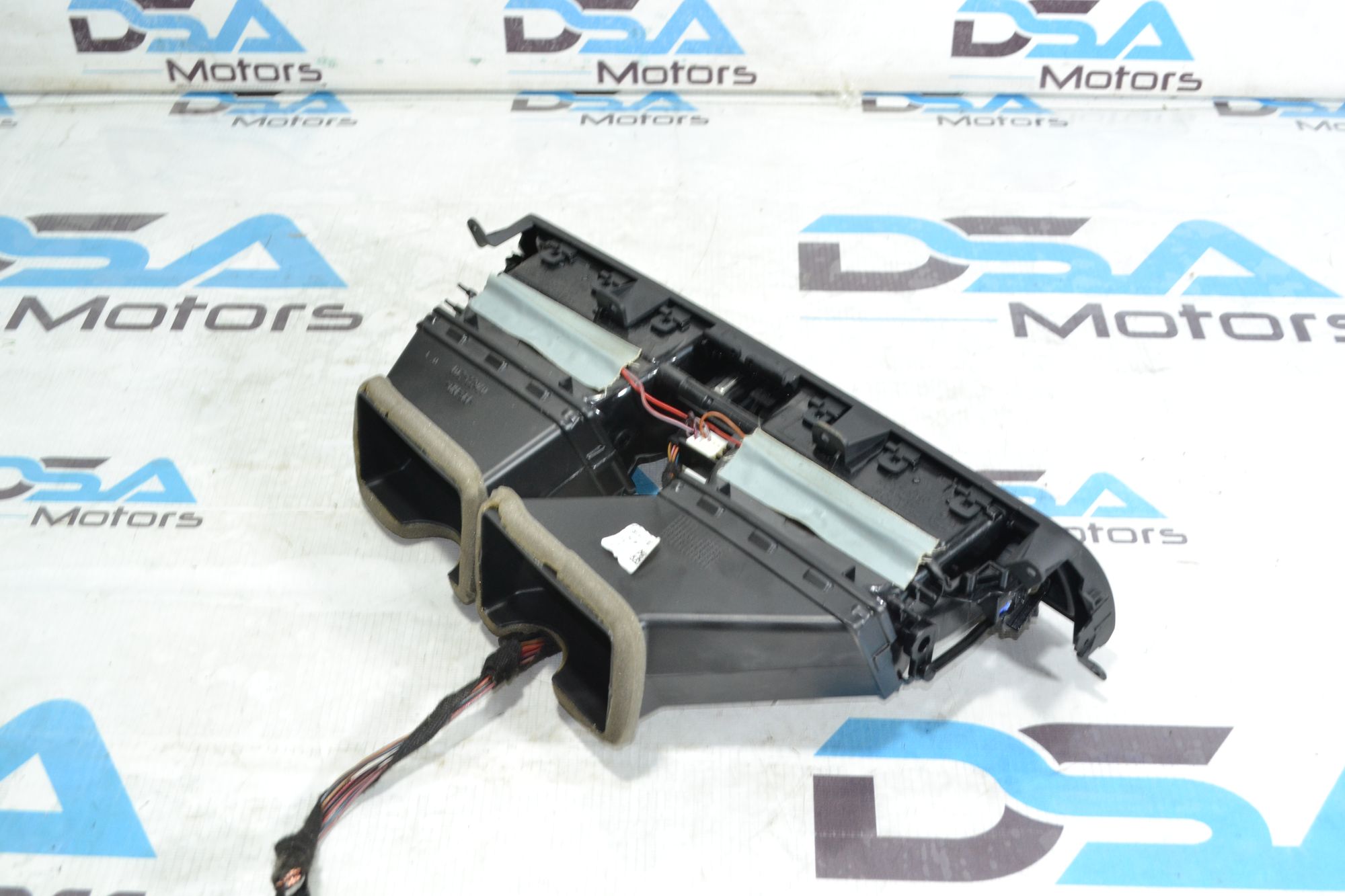 https://ycs.partsauto.market/partsauto-images/thmbs/userImages/b7628e092085f1f91467af1afb6e7630/part/15da2f1b-3e34-4544-9823-4ab2ba3b6b74_1780983509409.jpg