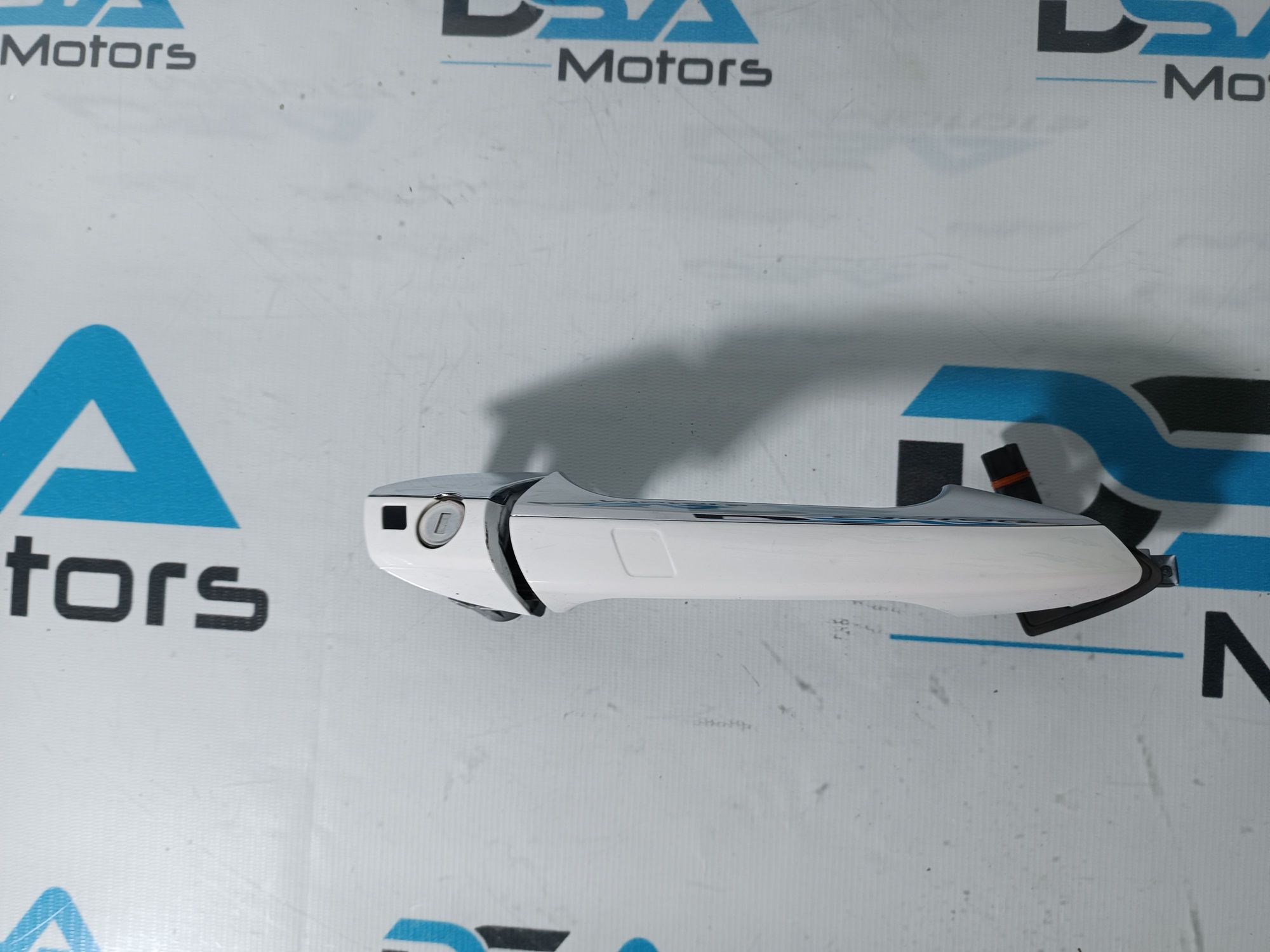 https://ycs.partsauto.market/partsauto-images/thmbs/userImages/b7628e092085f1f91467af1afb6e7630/part/160fb654-2ab8-47ee-9000-a43b2c39cb79_1702302433049.jpg