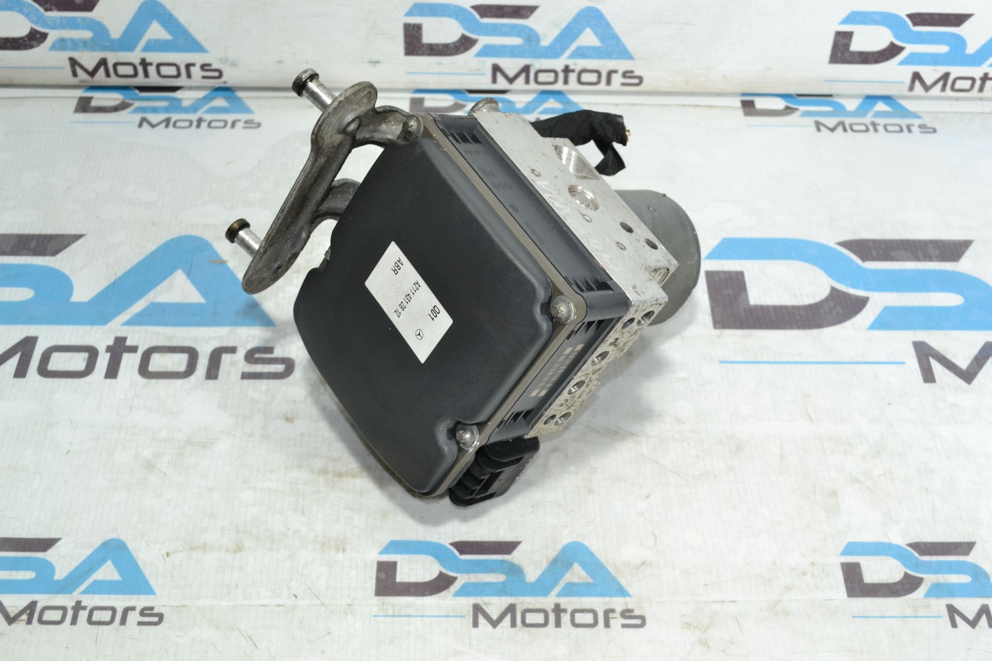 https://ycs.partsauto.market/partsauto-images/thmbs/userImages/b7628e092085f1f91467af1afb6e7630/part/161a369e-f972-4695-ae0a-d045d9ad93de_1780902129584.jpg