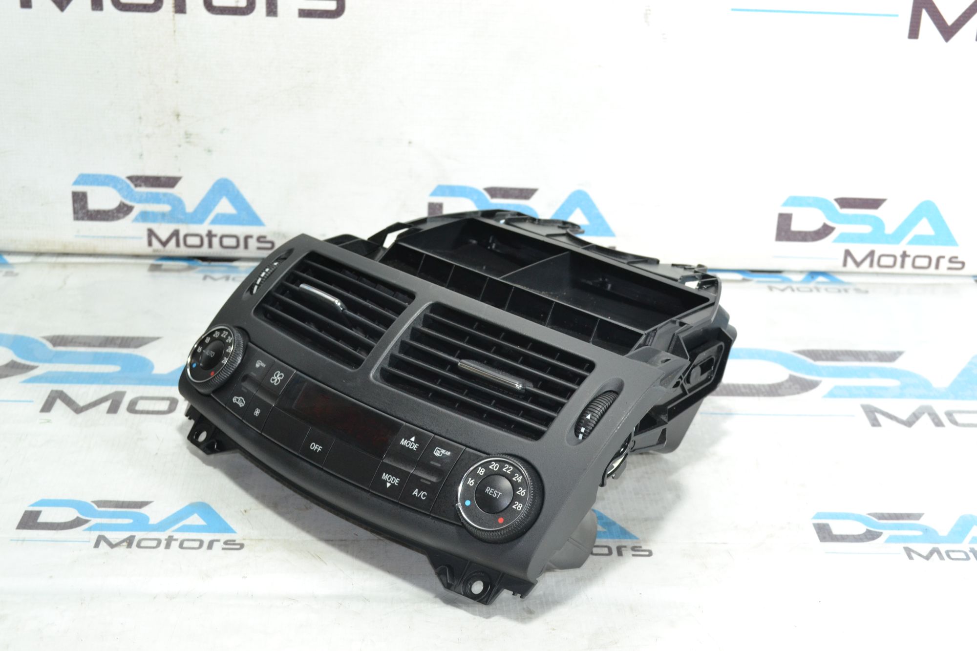 https://ycs.partsauto.market/partsauto-images/thmbs/userImages/b7628e092085f1f91467af1afb6e7630/part/16884543-e8da-440b-adbe-e10f26ddf470_1780379742649.jpg