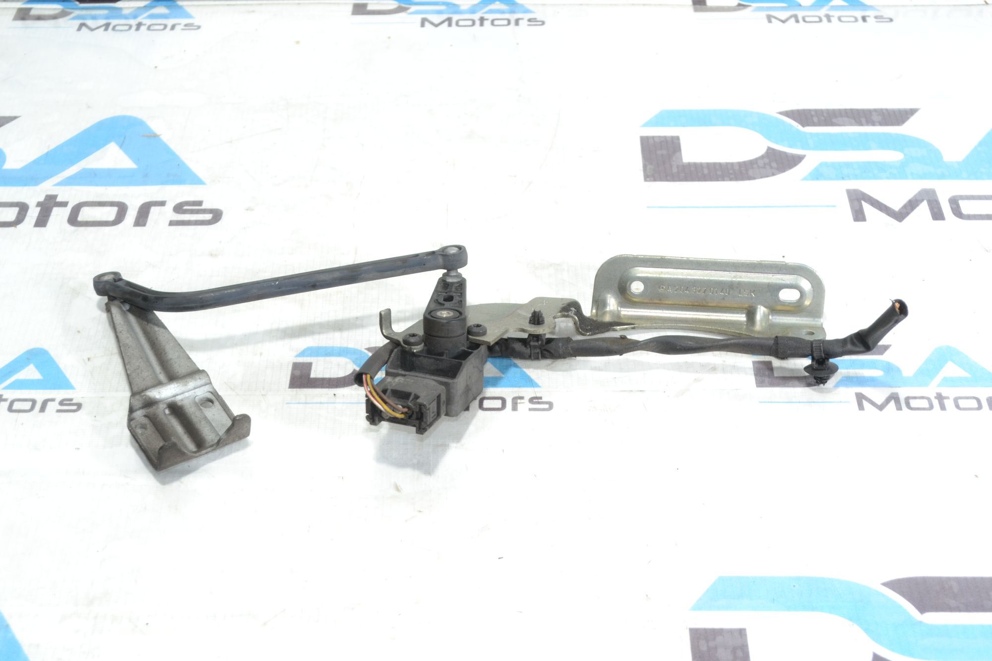 https://ycs.partsauto.market/partsauto-images/thmbs/userImages/b7628e092085f1f91467af1afb6e7630/part/169ef5ab-928b-4096-935c-500d296dcc86_1780998987975.jpg