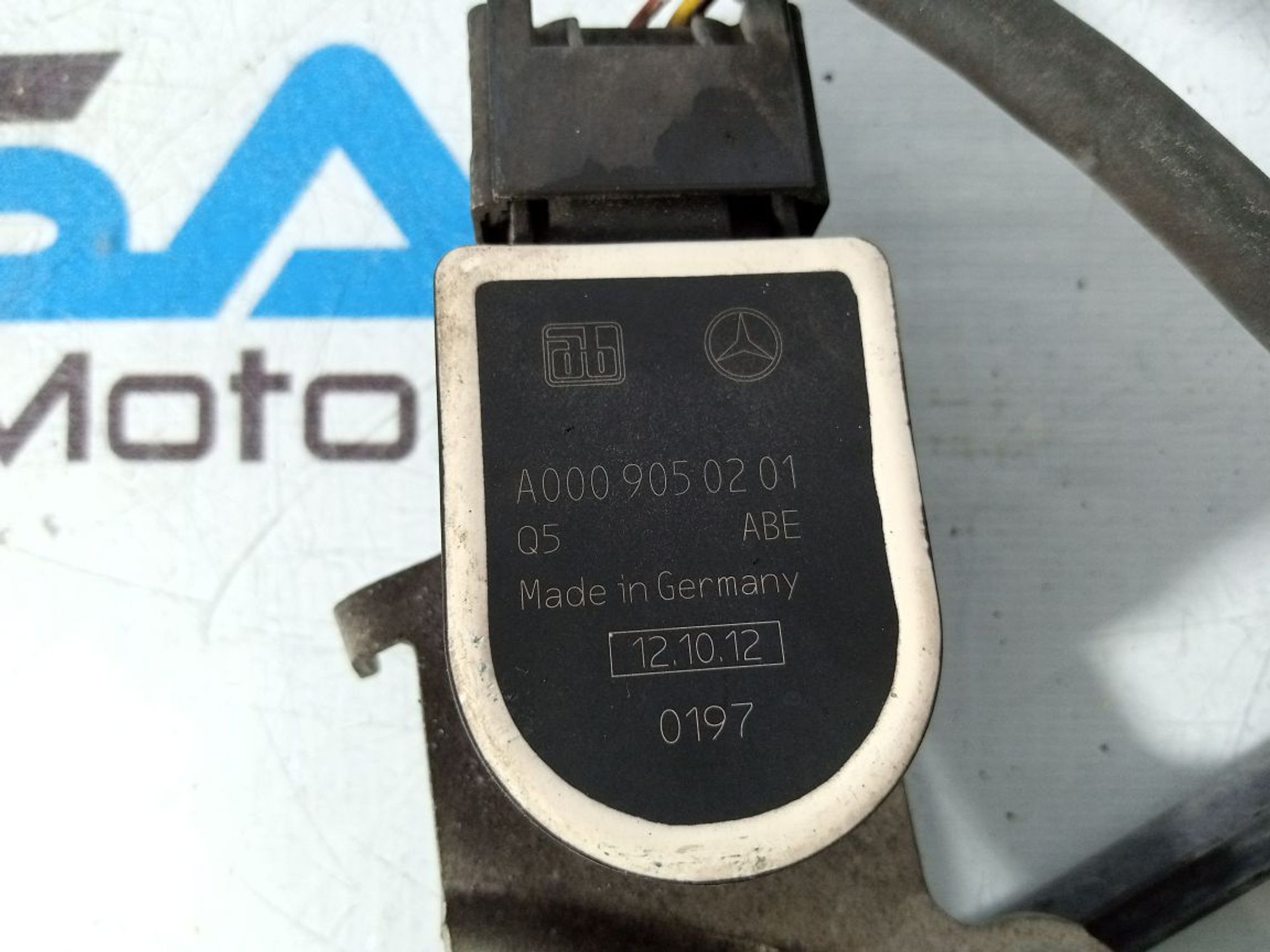 https://ycs.partsauto.market/partsauto-images/thmbs/userImages/b7628e092085f1f91467af1afb6e7630/part/16bf5e0e-244c-483f-8b25-d484e1f4c86c_1737191148544.jpg