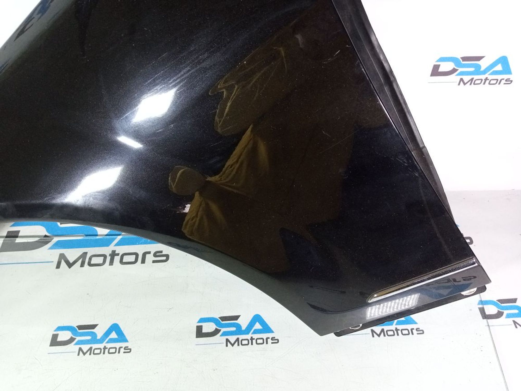 https://ycs.partsauto.market/partsauto-images/thmbs/userImages/b7628e092085f1f91467af1afb6e7630/part/16dccdd9-f5d9-45c7-87d6-82407613df98_1746168708427.jpg
