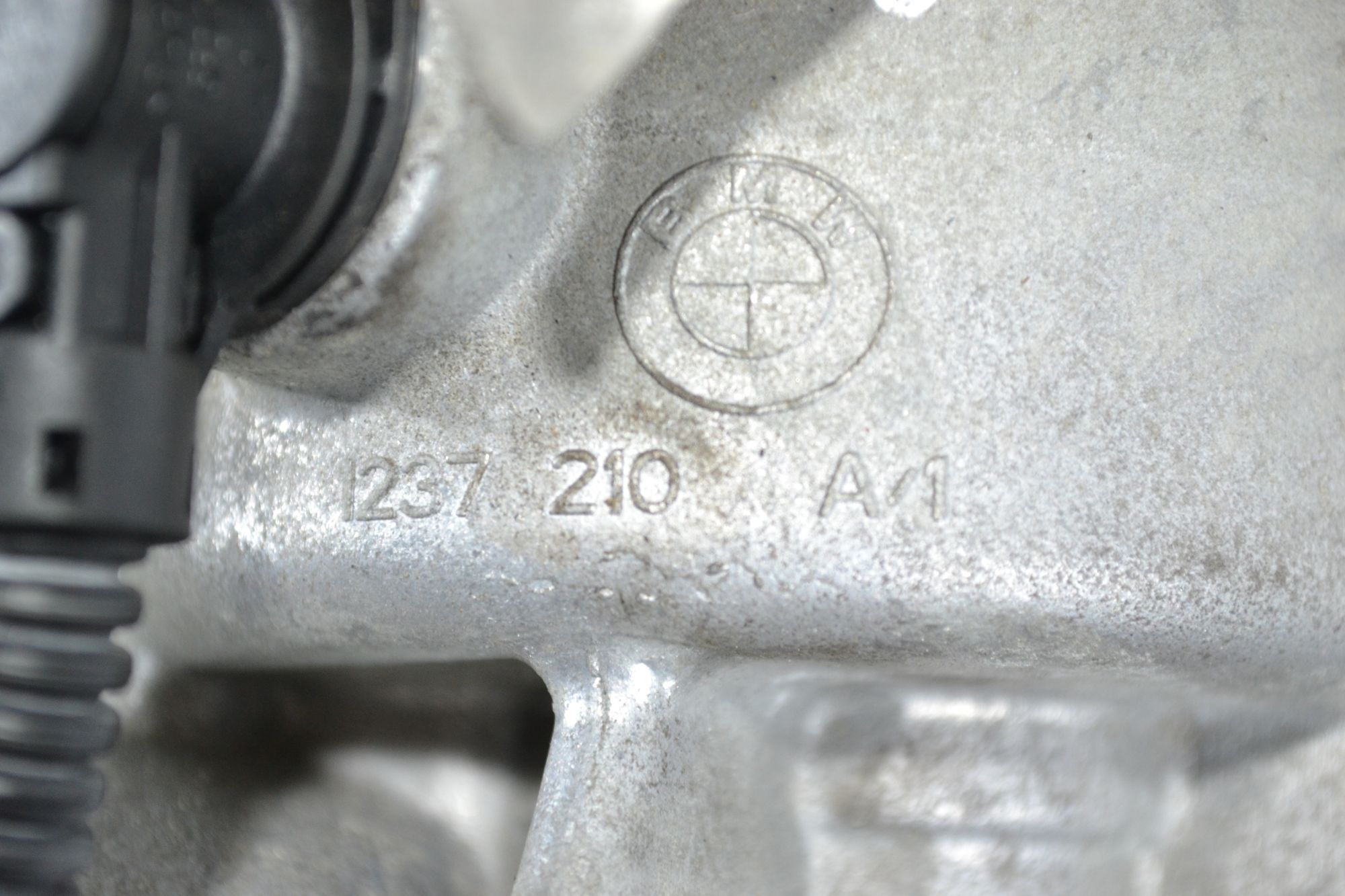 https://ycs.partsauto.market/partsauto-images/thmbs/userImages/b7628e092085f1f91467af1afb6e7630/part/17119d9a-9e0b-4189-bf5c-6315718617eb_1779177493551.jpg