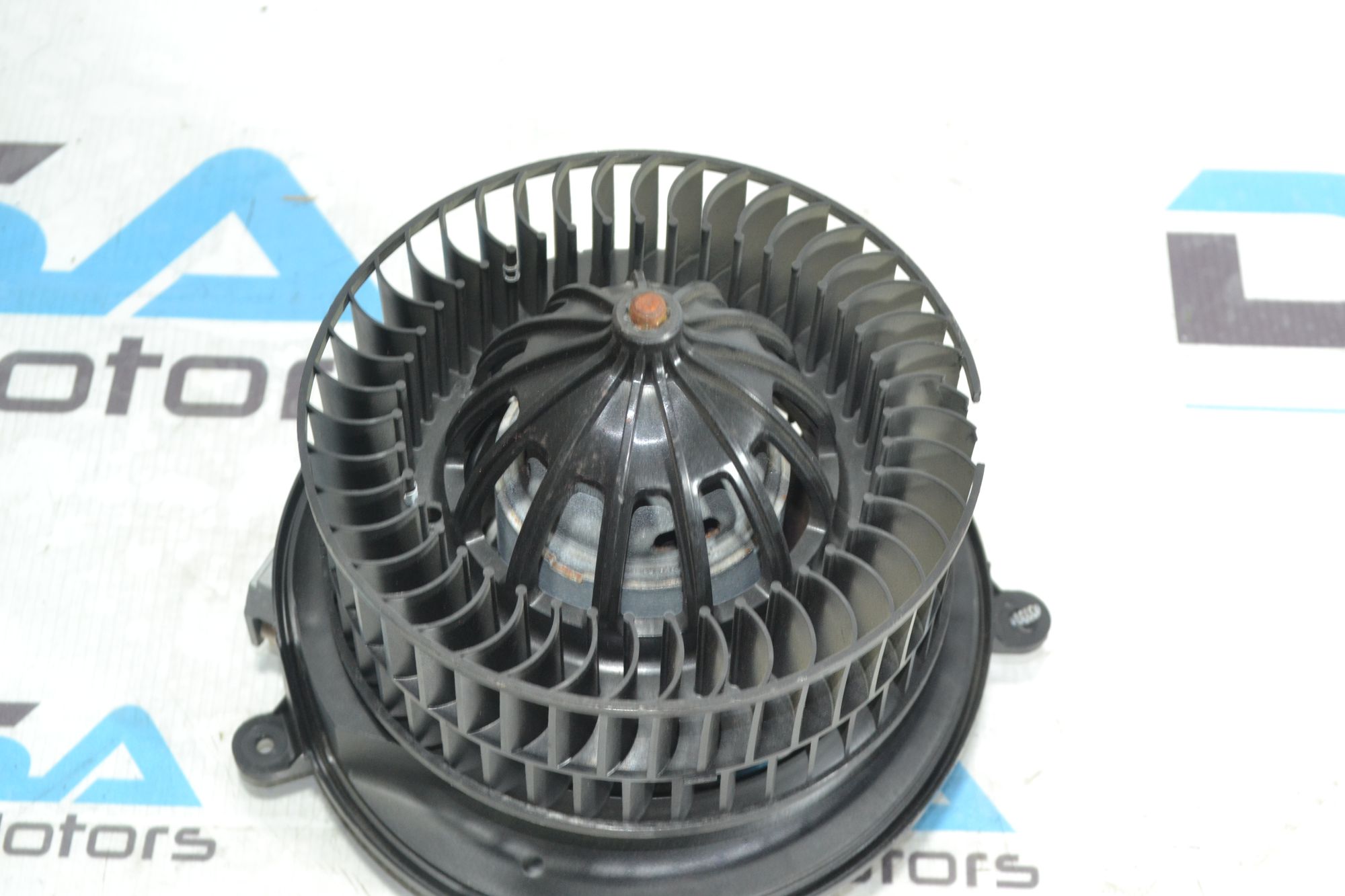 https://ycs.partsauto.market/partsauto-images/thmbs/userImages/b7628e092085f1f91467af1afb6e7630/part/172e5a42-289a-4521-8f1b-d1b1b75a7859_1781093989392.jpg