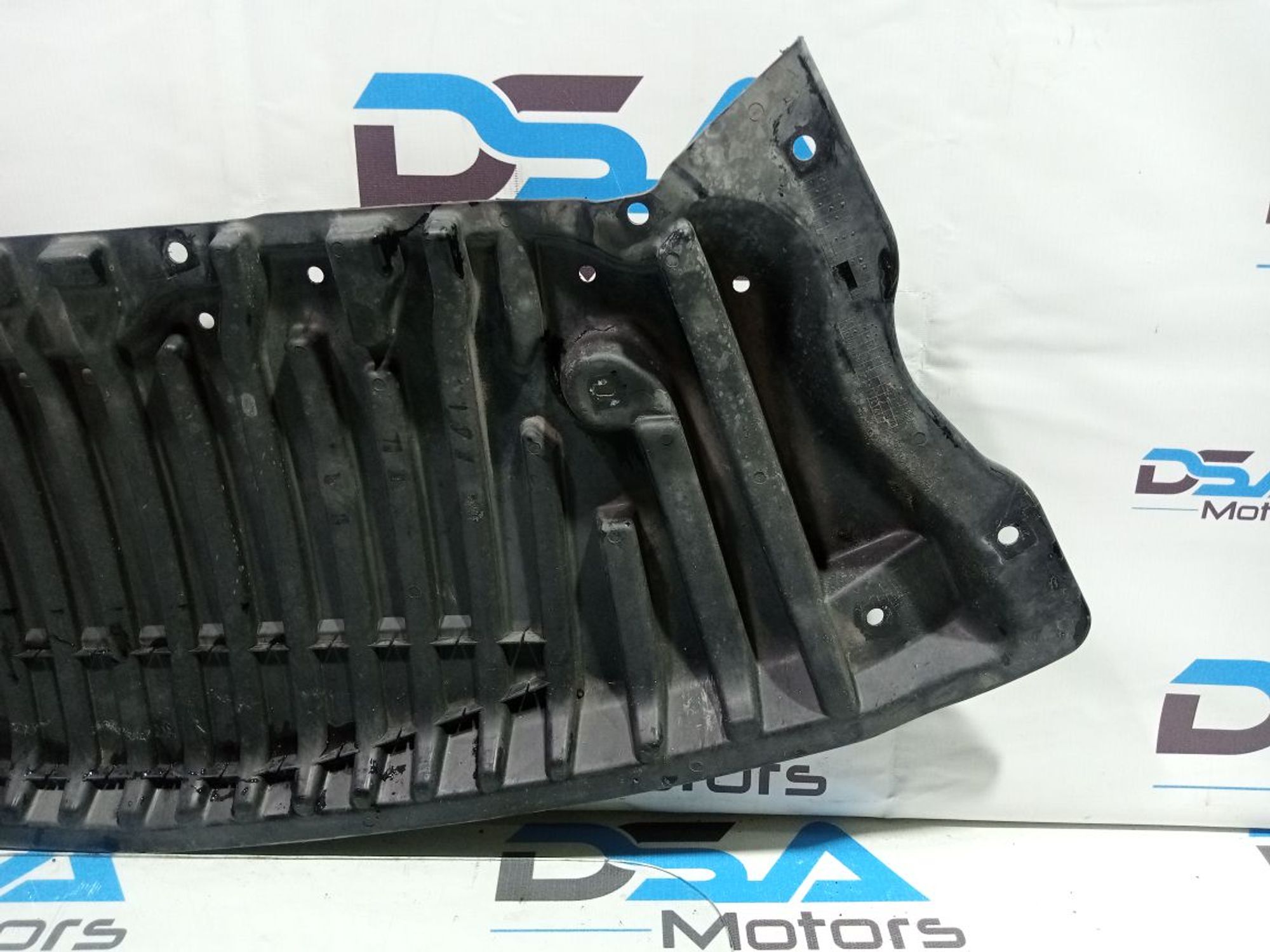 https://ycs.partsauto.market/partsauto-images/thmbs/userImages/b7628e092085f1f91467af1afb6e7630/part/174cfe86-ea23-45f7-affb-1ba82e3c7301_1748410792044.jpg