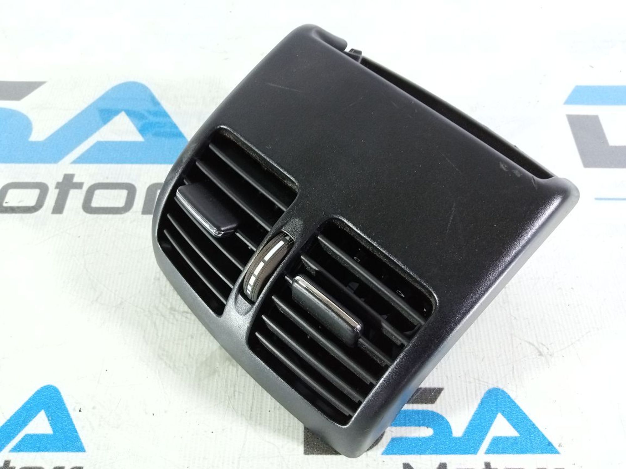 https://ycs.partsauto.market/partsauto-images/thmbs/userImages/b7628e092085f1f91467af1afb6e7630/part/1797c2c2-5677-473d-bf10-cffa1d2669ff_1741932775395.jpg