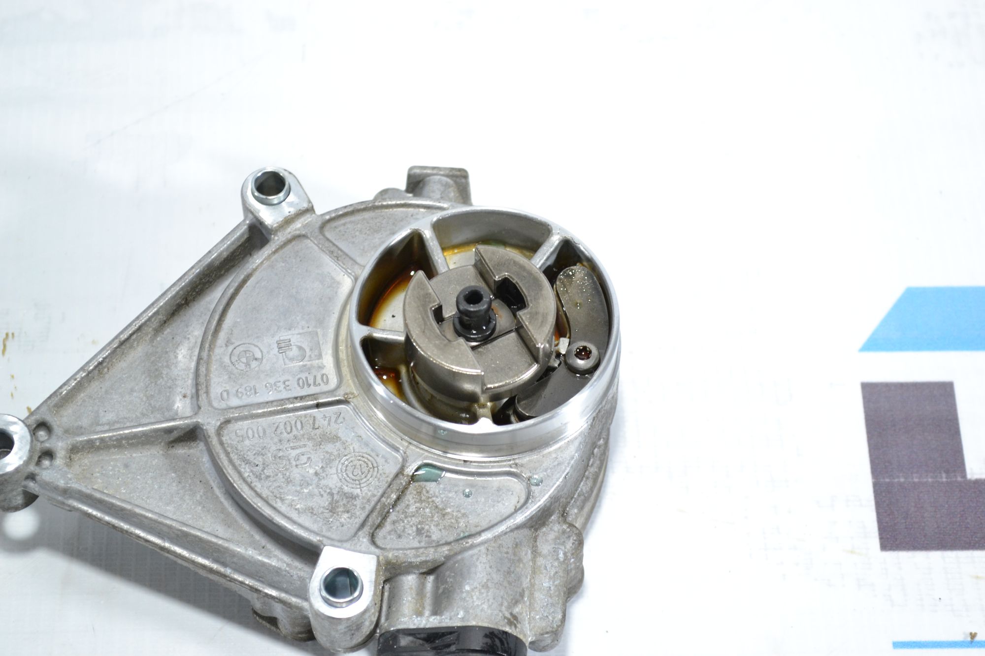 Вакуумный насос оригинал BMW F10/F30/F07/E84 из Японии, 4900 рублей, Кореновск