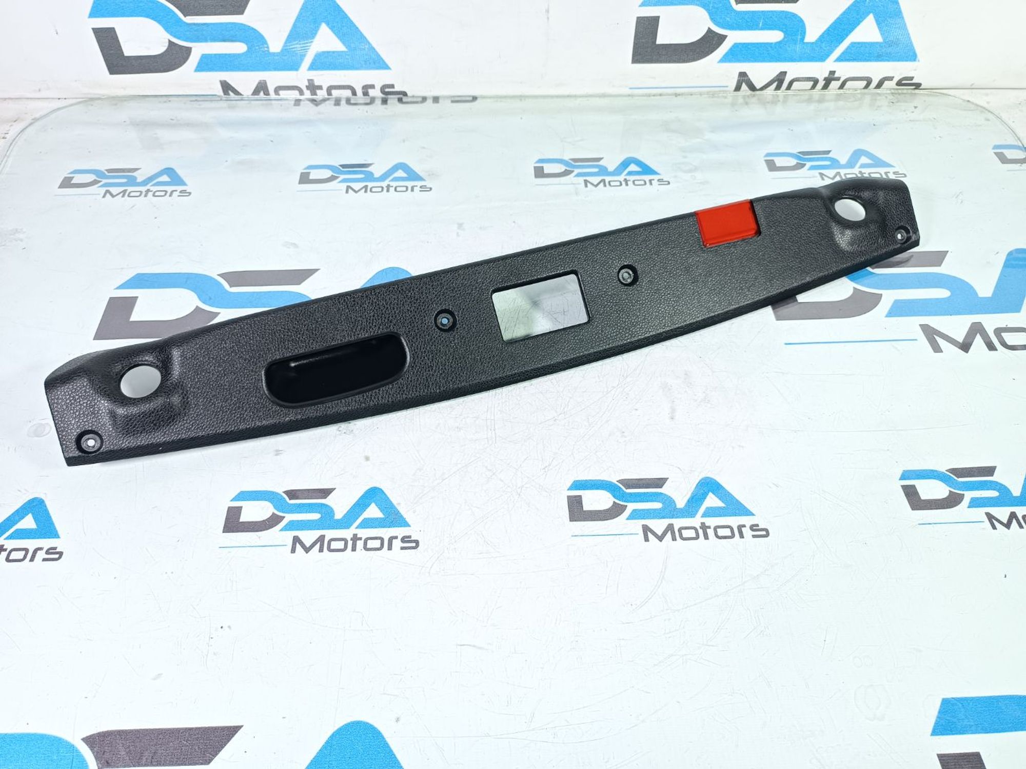 https://ycs.partsauto.market/partsauto-images/thmbs/userImages/b7628e092085f1f91467af1afb6e7630/part/1833e5e4-2228-4a50-b44a-55b057fae34d_1734766782353.jpg