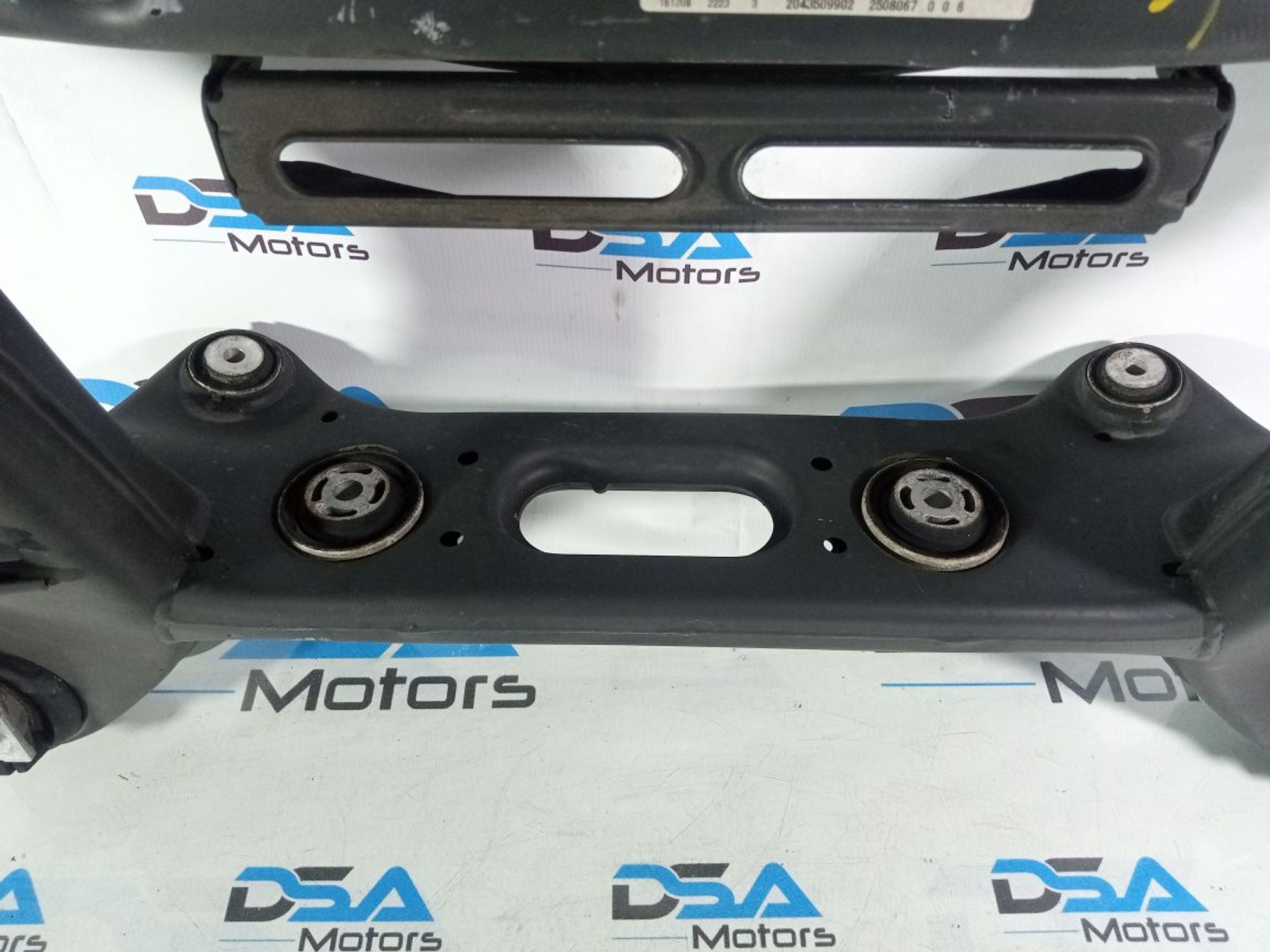 https://ycs.partsauto.market/partsauto-images/thmbs/userImages/b7628e092085f1f91467af1afb6e7630/part/18a60e5a-eeb8-451f-bbf9-ebce61f84efa_1741856163857.jpg