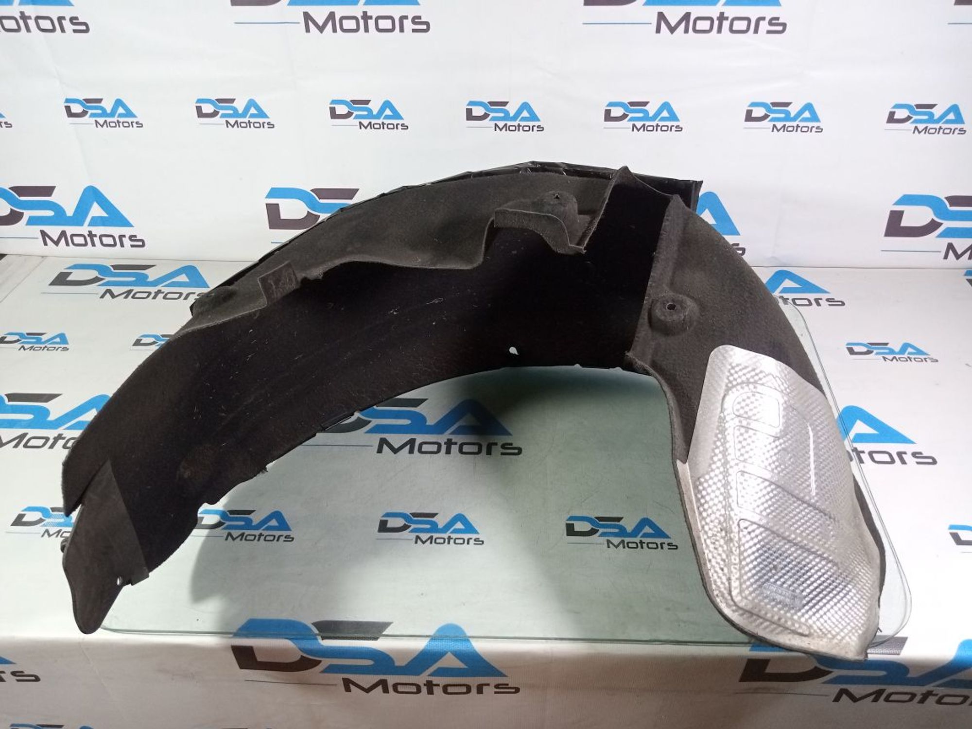 https://ycs.partsauto.market/partsauto-images/thmbs/userImages/b7628e092085f1f91467af1afb6e7630/part/18b422ca-fa0e-43b6-8836-64fdb4f61fb4_1743145483652.jpg