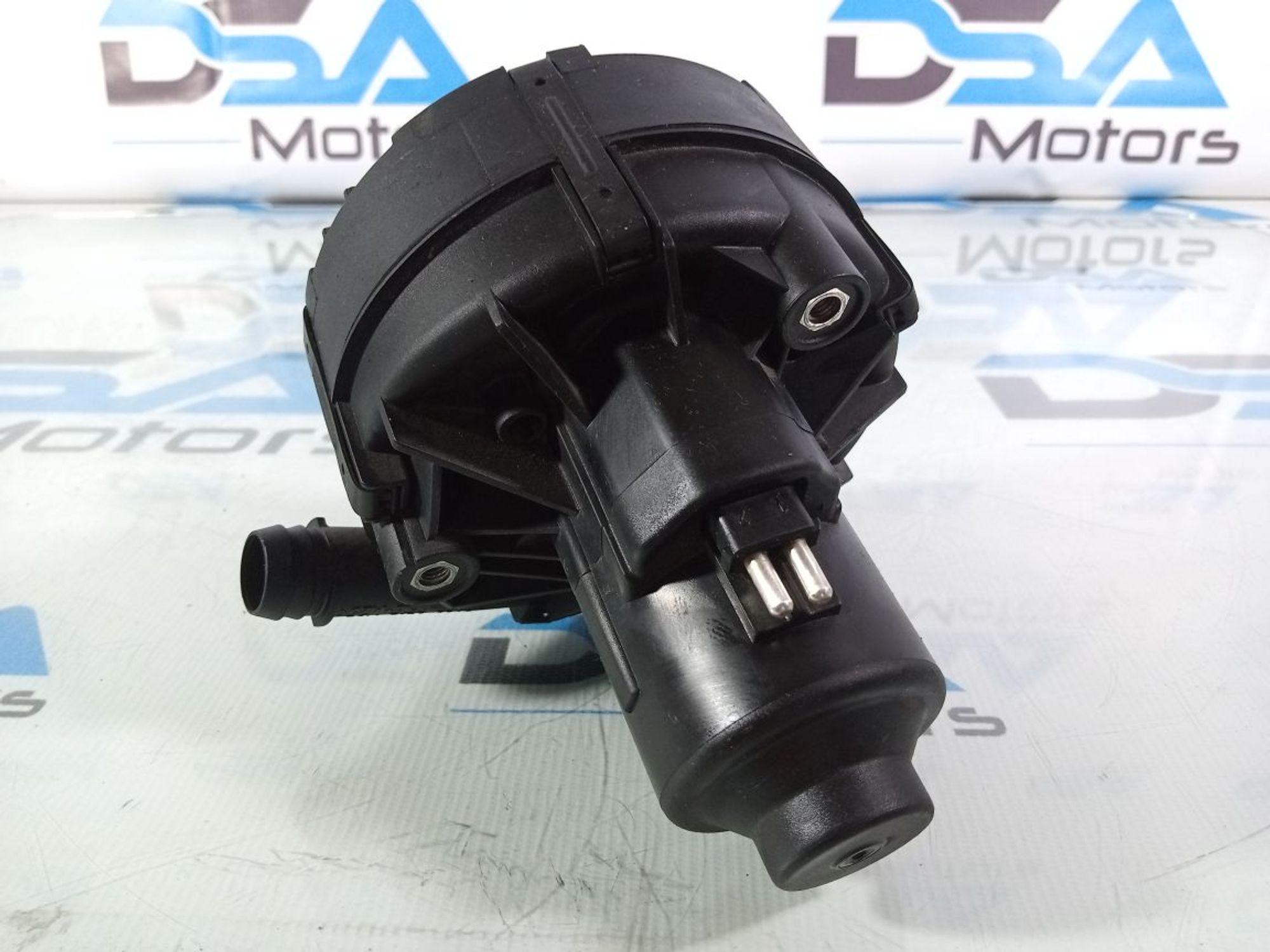 https://ycs.partsauto.market/partsauto-images/thmbs/userImages/b7628e092085f1f91467af1afb6e7630/part/191028b5-9f35-4ec3-8b93-c560c0937d7e_1740218366530.jpg