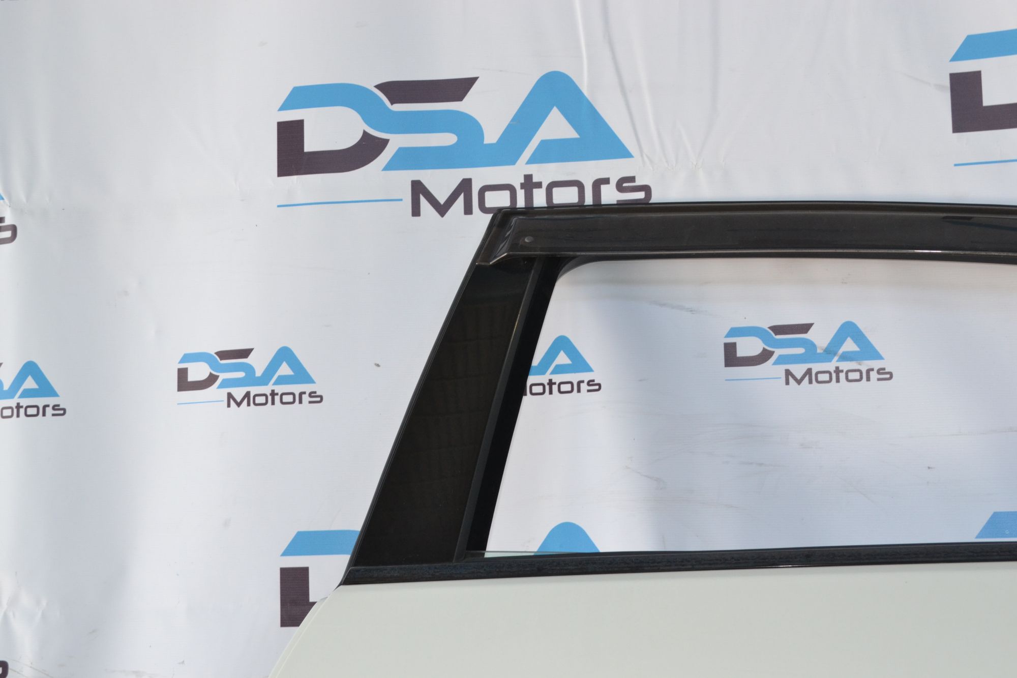 https://ycs.partsauto.market/partsauto-images/thmbs/userImages/b7628e092085f1f91467af1afb6e7630/part/19833929-a846-494b-991c-57f1b3f11d9a_1782910040917.jpg