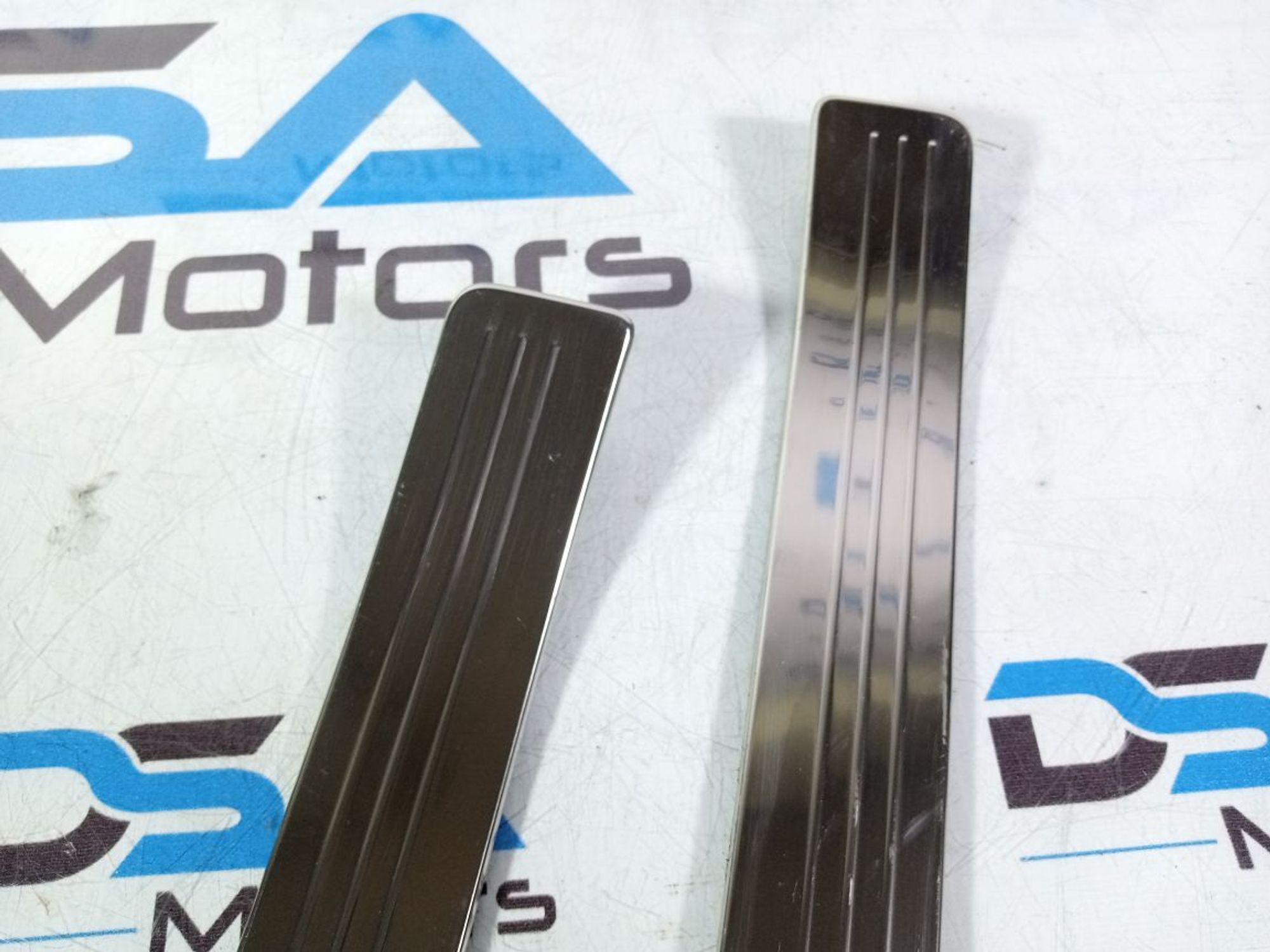 https://ycs.partsauto.market/partsauto-images/thmbs/userImages/b7628e092085f1f91467af1afb6e7630/part/1999a2f3-cf66-4ae4-b542-a7cd1eb51505_1737017133612.jpg